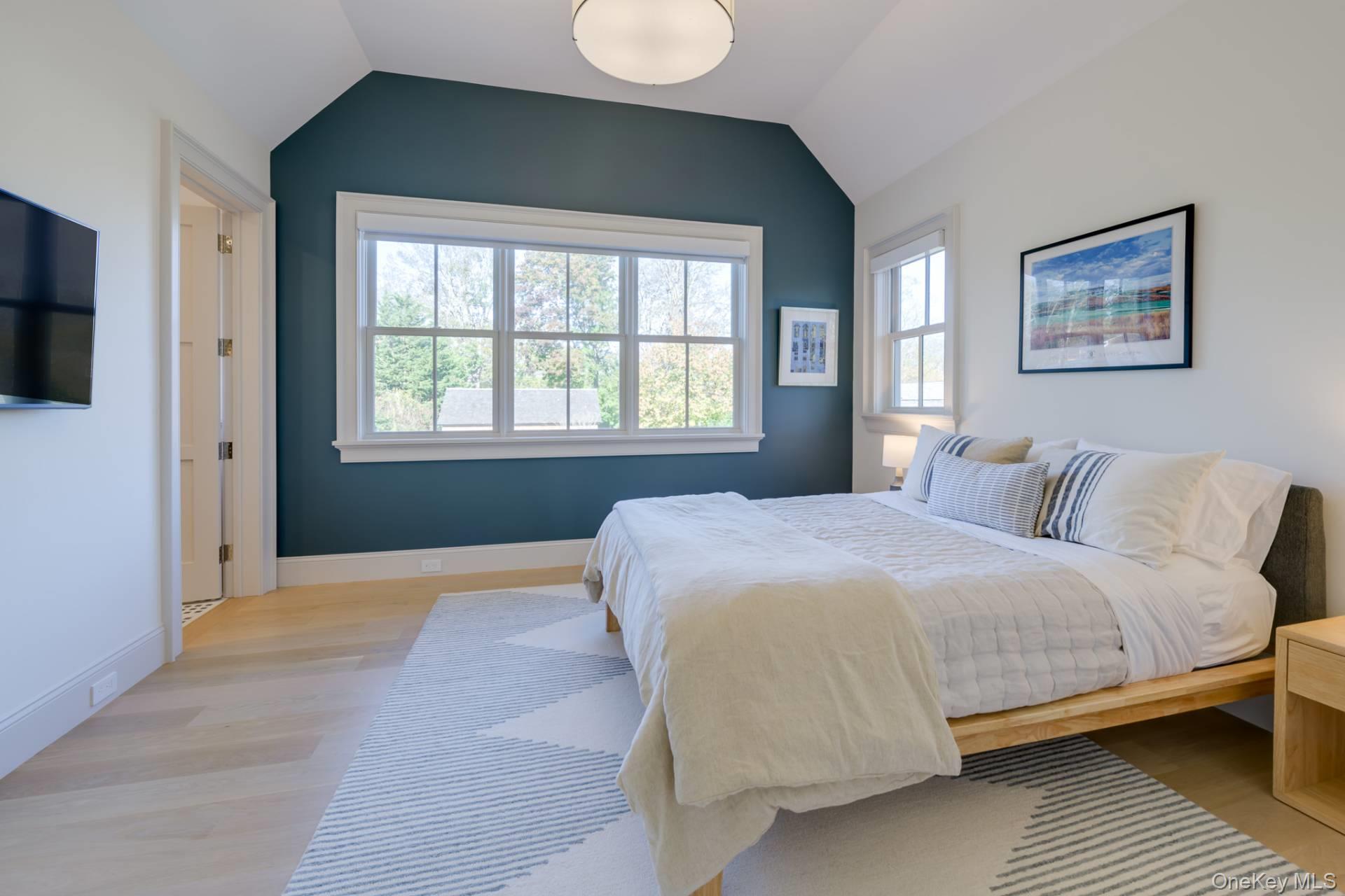 187 Meeting House Lane, Southampton, NY 11968