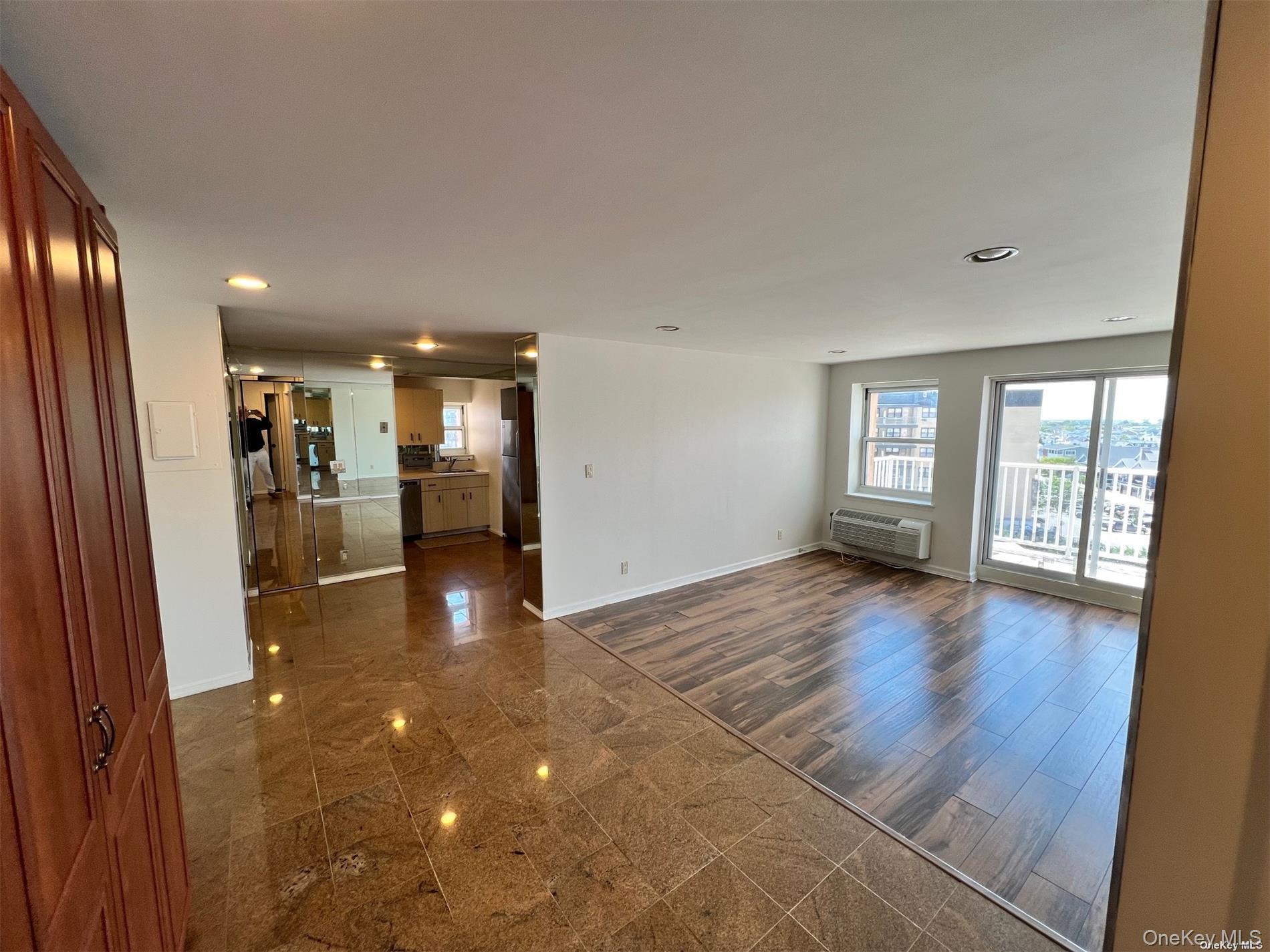 2 Richmond Road # ph 6r, Lido Beach, NY 11561