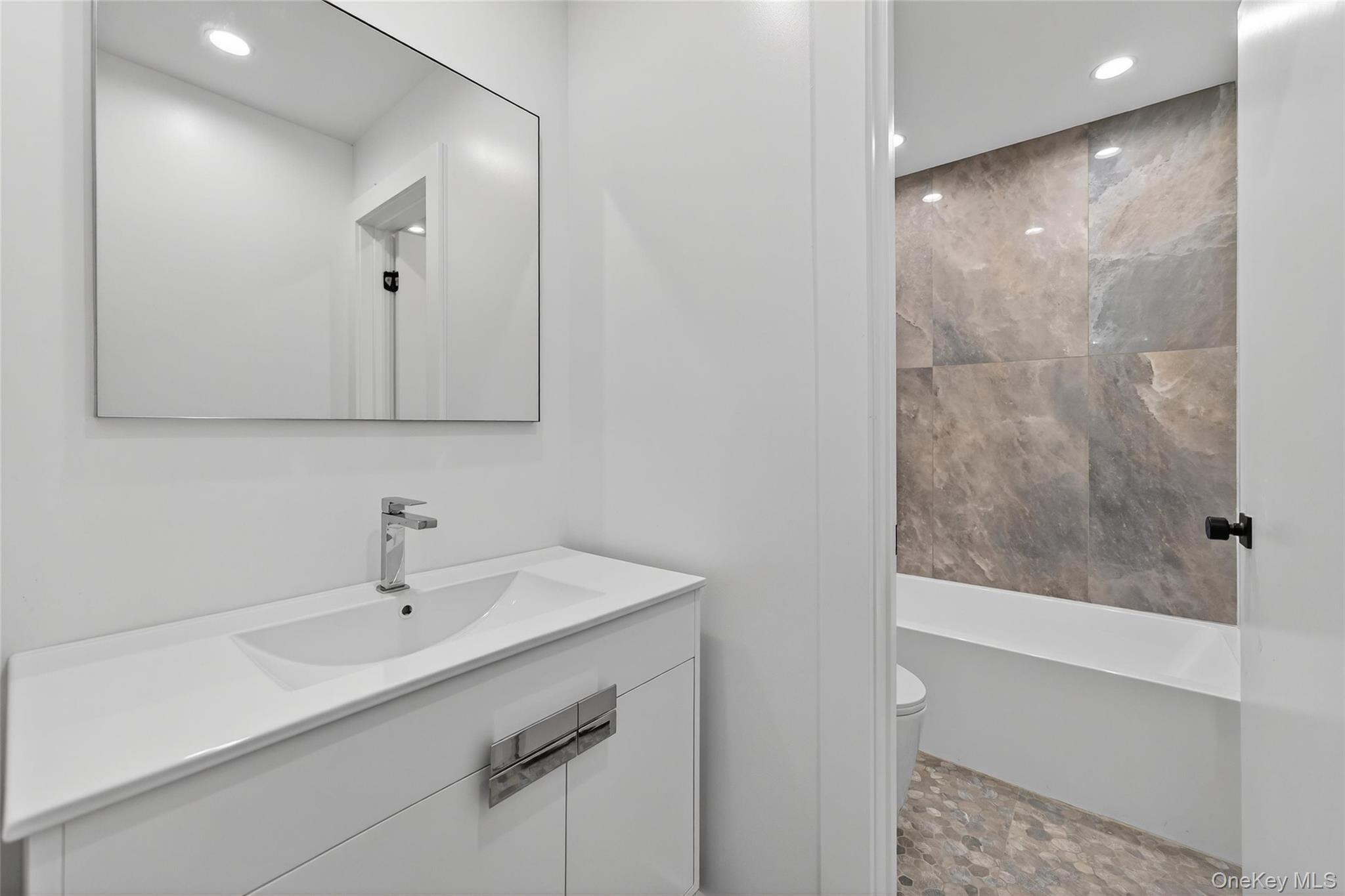 12 E Dillon Road # 202, Monticello, NY 12701