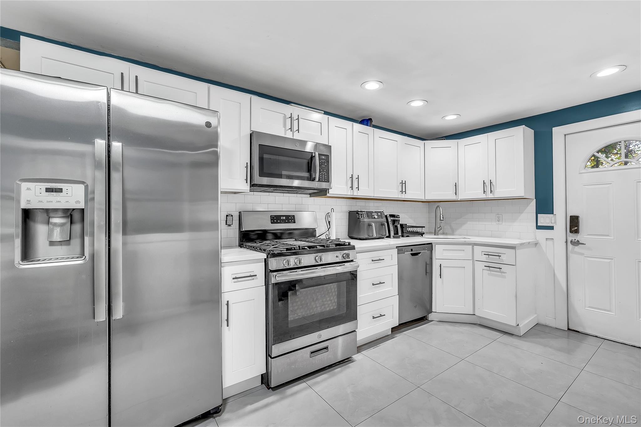 74 Weichers Avenue, Ronkonkoma, NY 11779