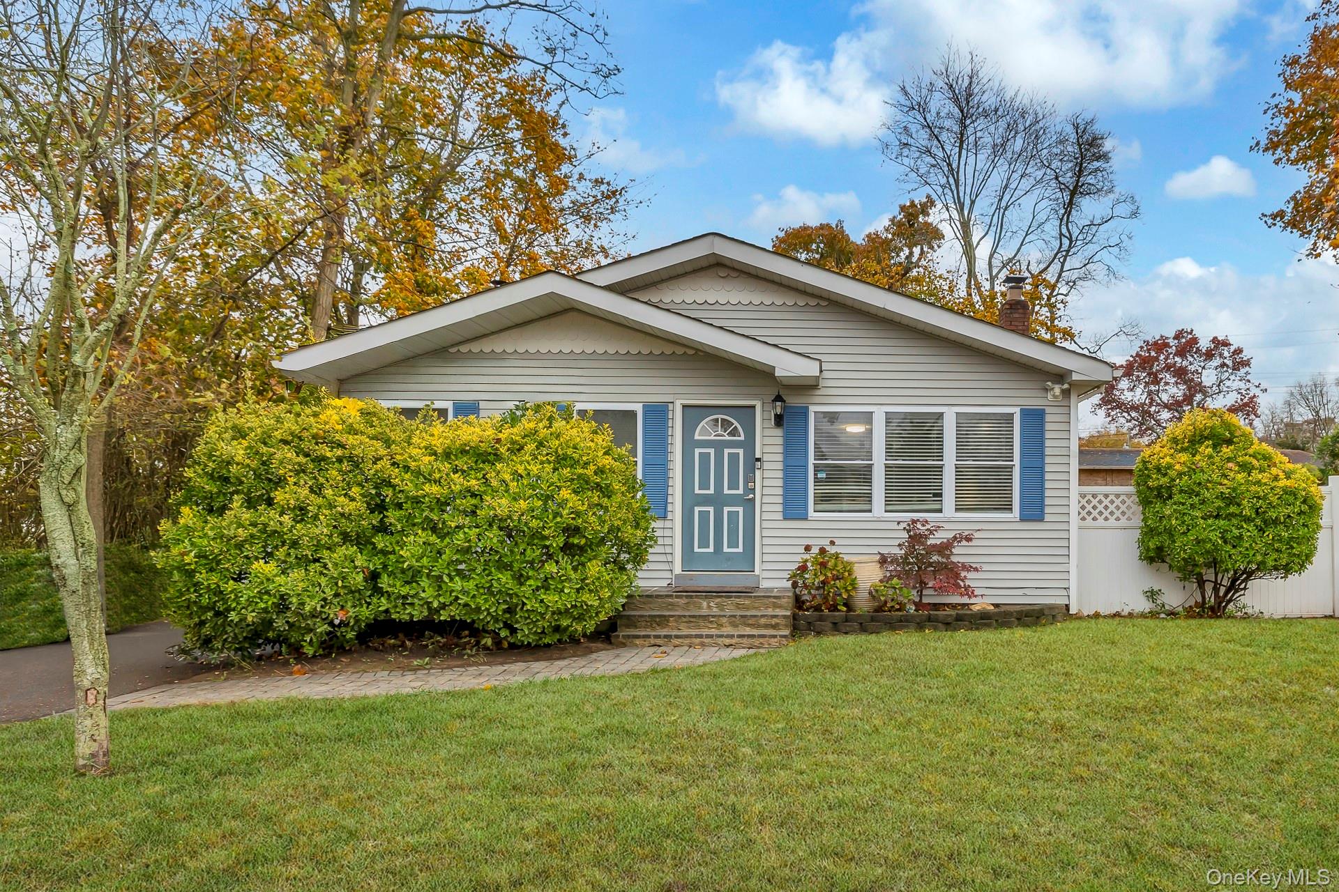 74 Weichers Avenue, Ronkonkoma, NY 11779