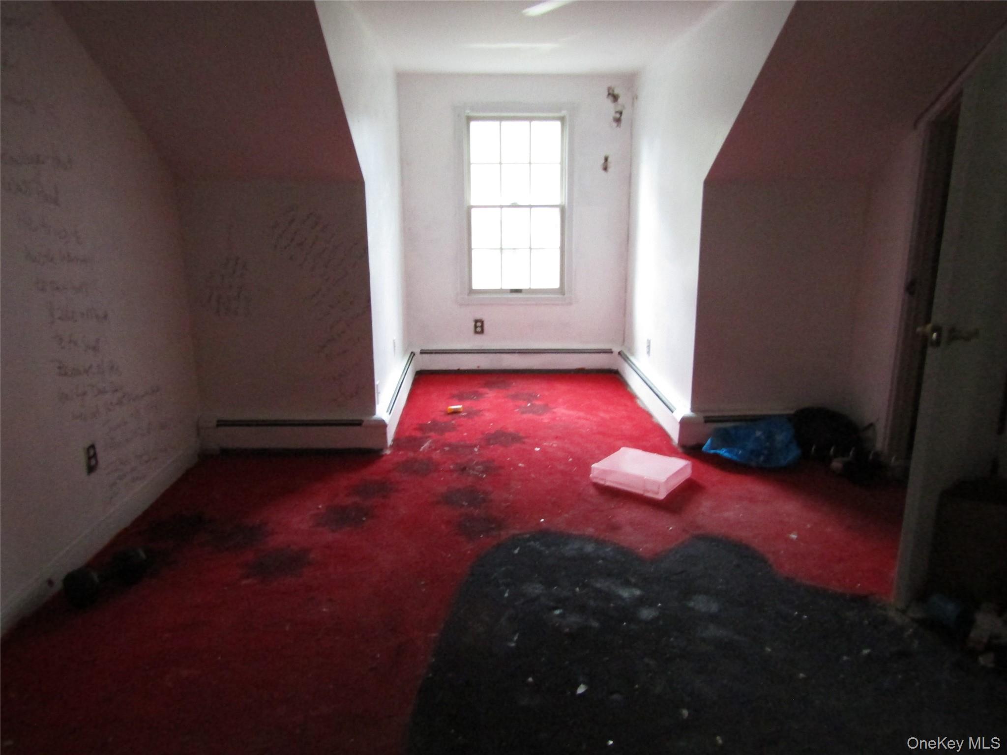 5 Wynville, Coram, NY 11727