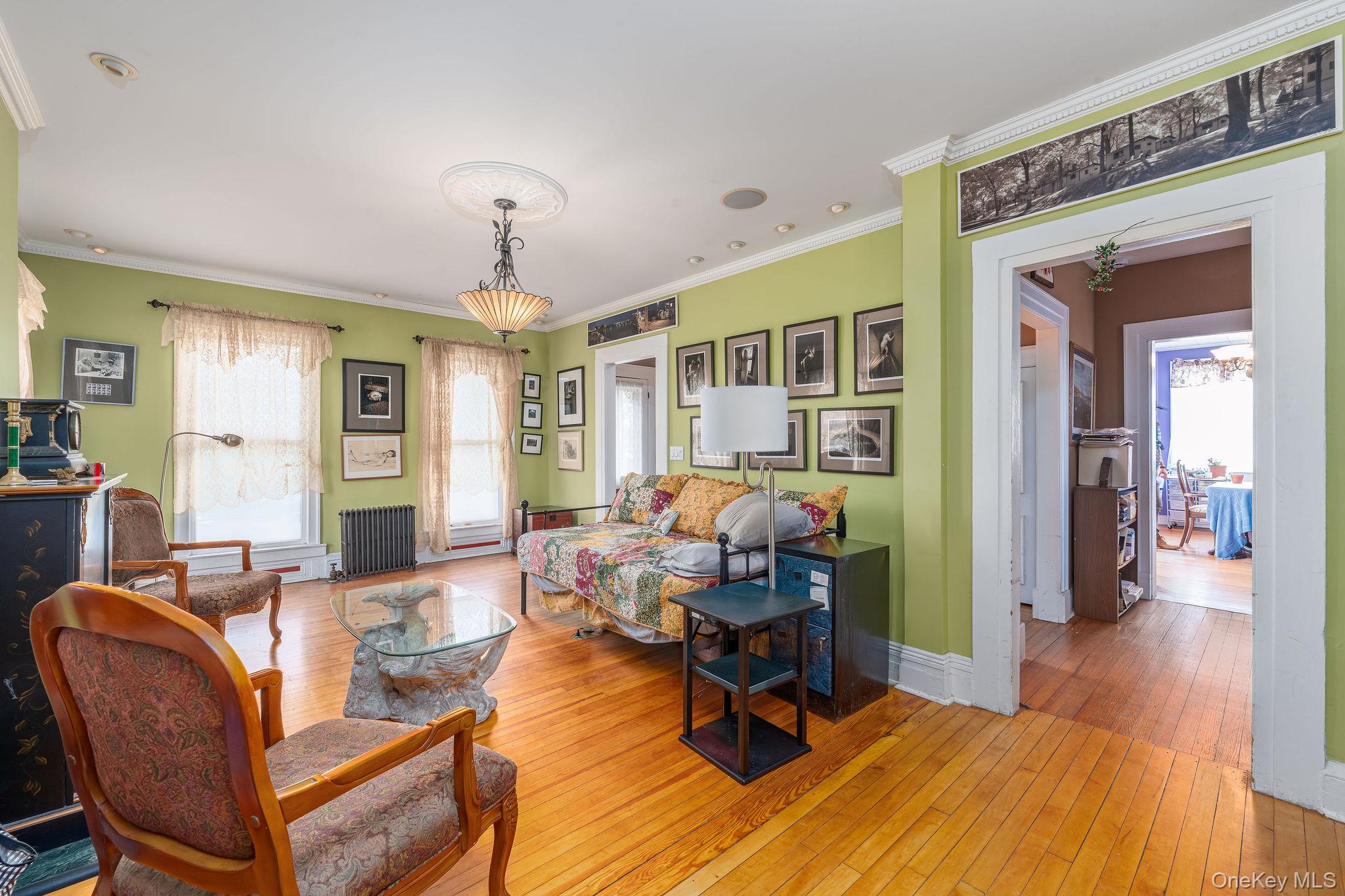 168 Bay Avenue, Greenport, NY 11944