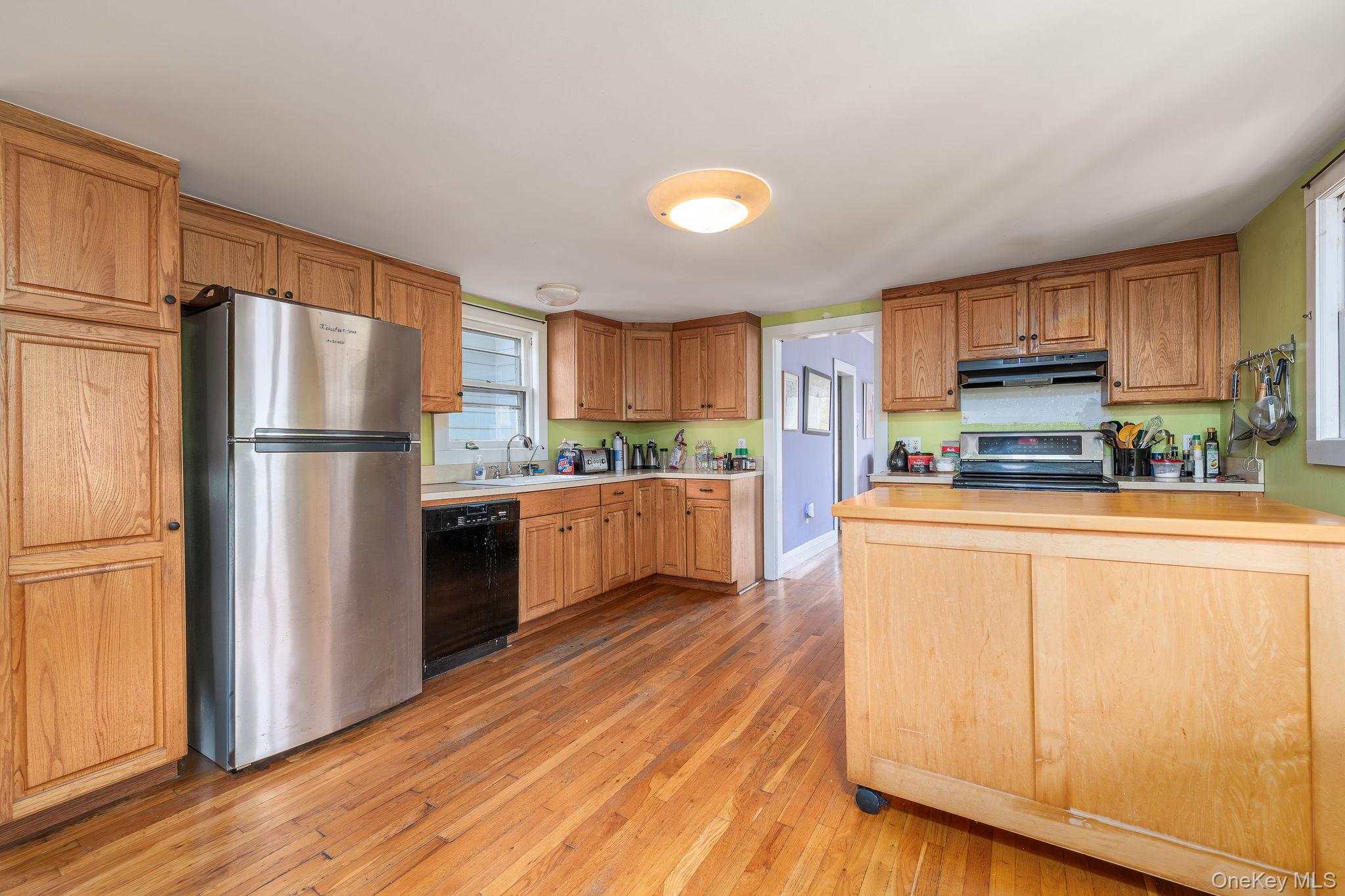 168 Bay Avenue, Greenport, NY 11944