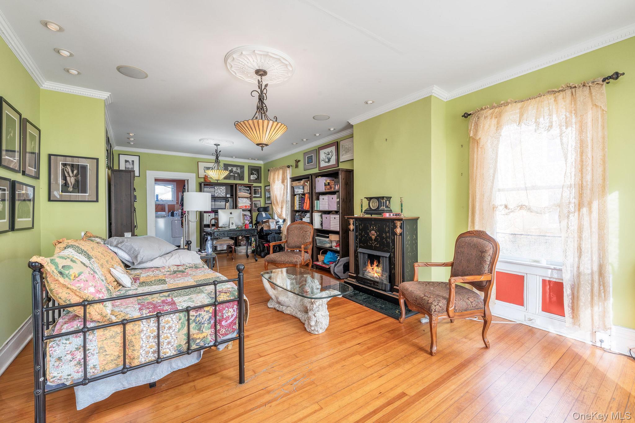 168 Bay Avenue, Greenport, NY 11944