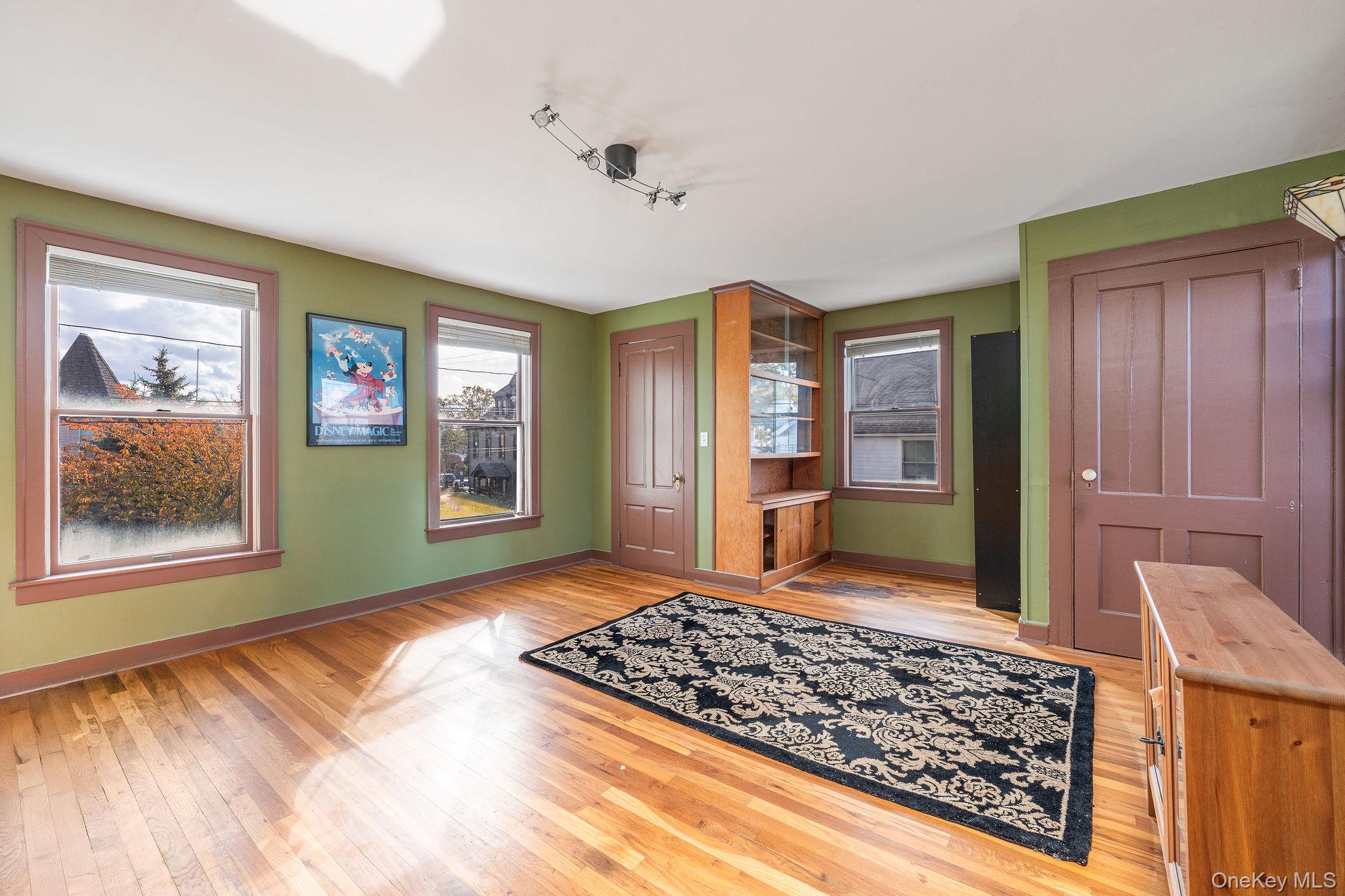 168 Bay Avenue, Greenport, NY 11944