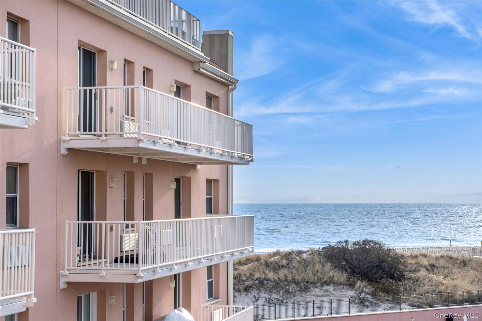 2 Richmond Road # 4v, Lido Beach, NY 11561