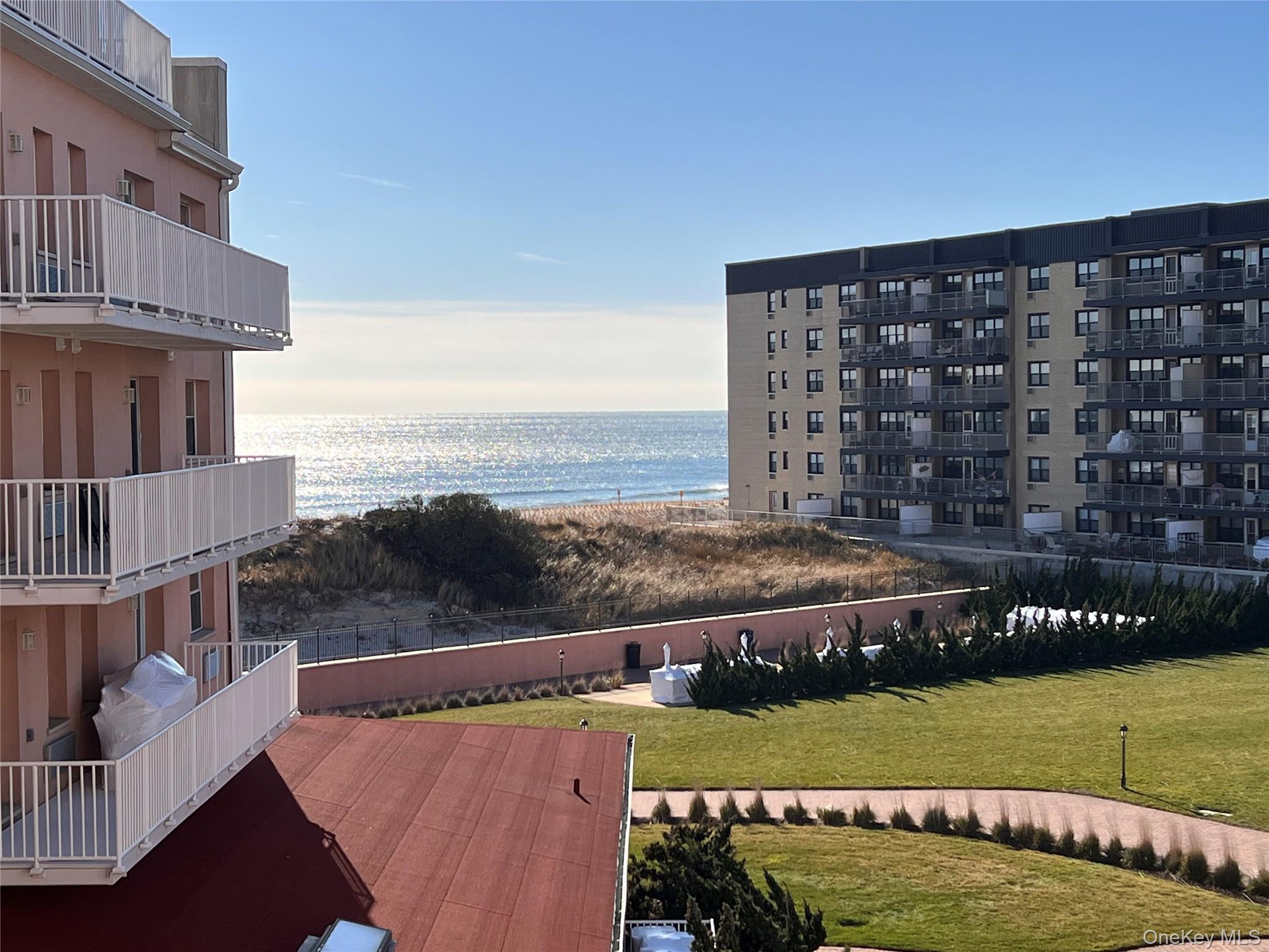 2 Richmond Road # 4v, Lido Beach, NY 11561