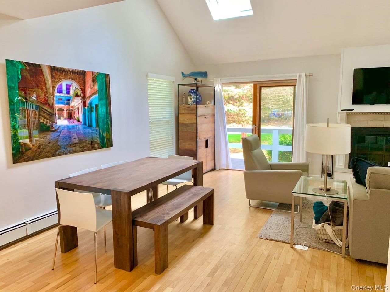 61 Kings Point Road, East Hampton, NY 11937