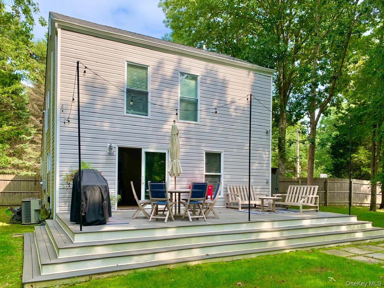 61 Kings Point Road, East Hampton, NY 11937