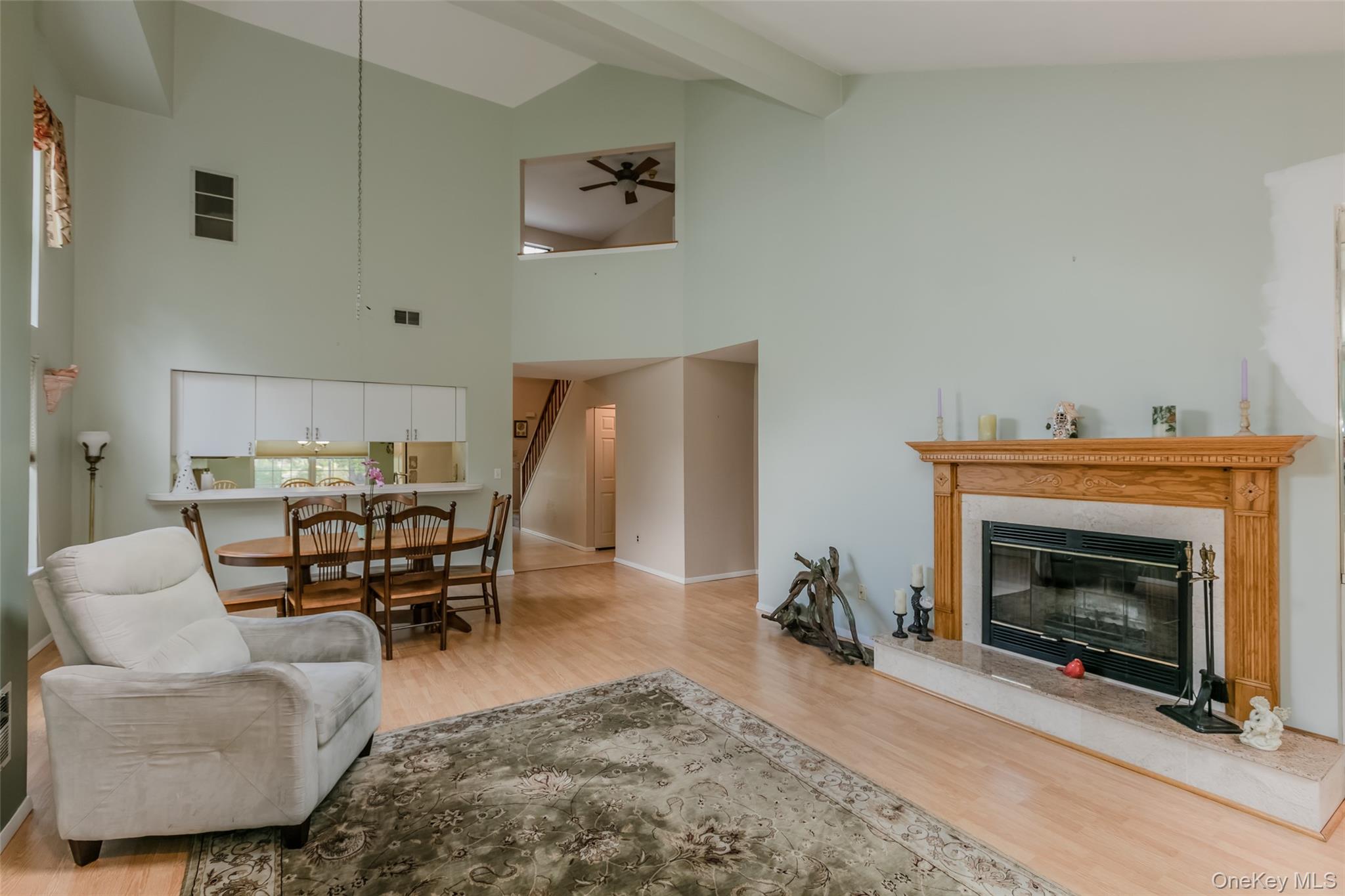 14 Mystic Circle, Bay Shore, NY 11706