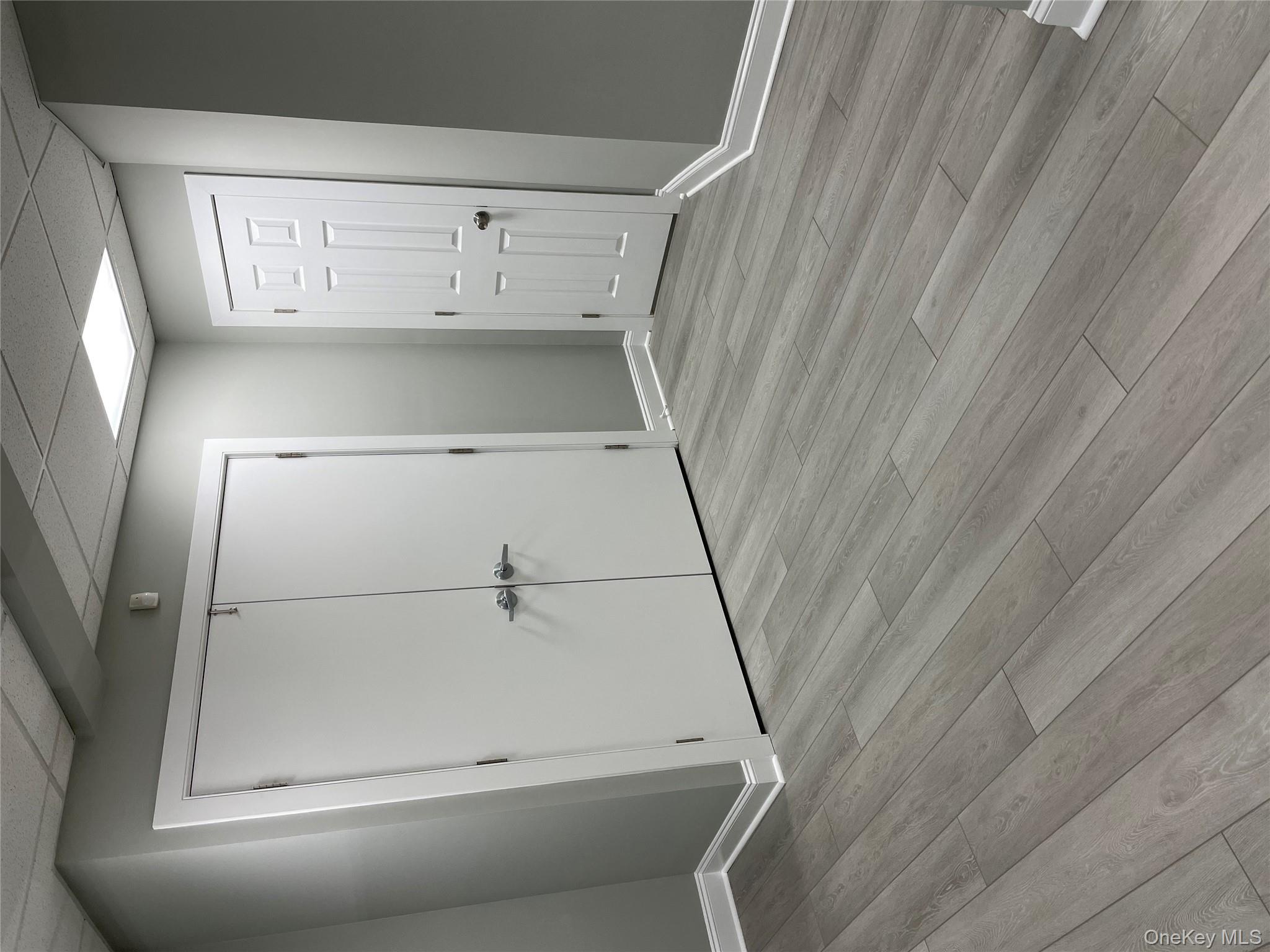 201 Montauk Highway, Westhampton Beach, NY 11978