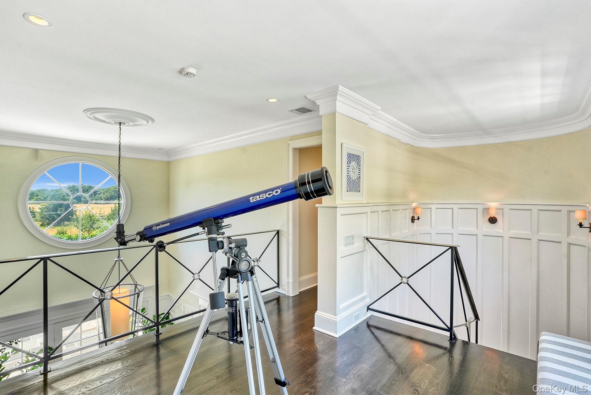 10 Horse Meadow Lane, East Hampton, NY 11937