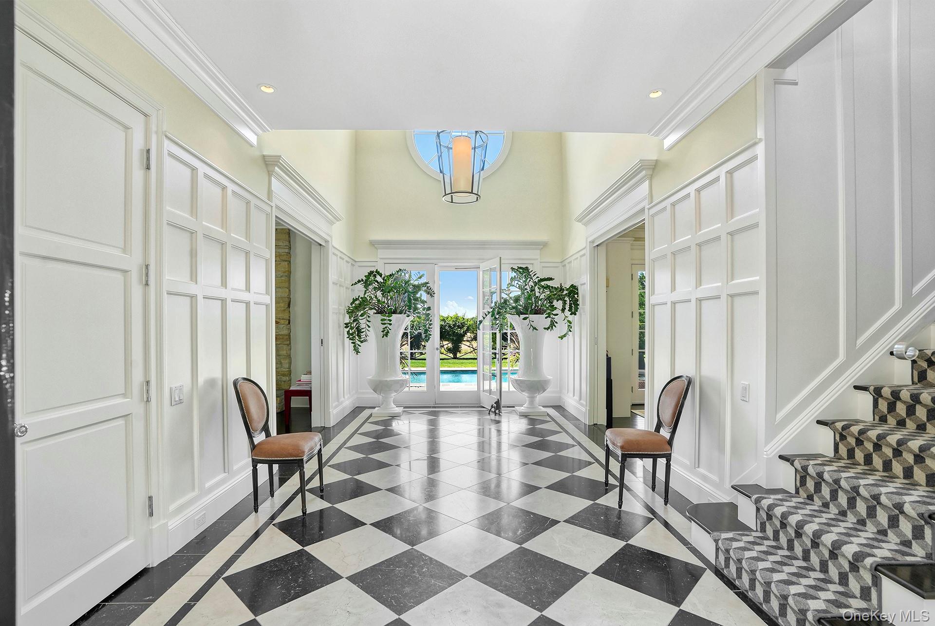 10 Horse Meadow Lane, East Hampton, NY 11937