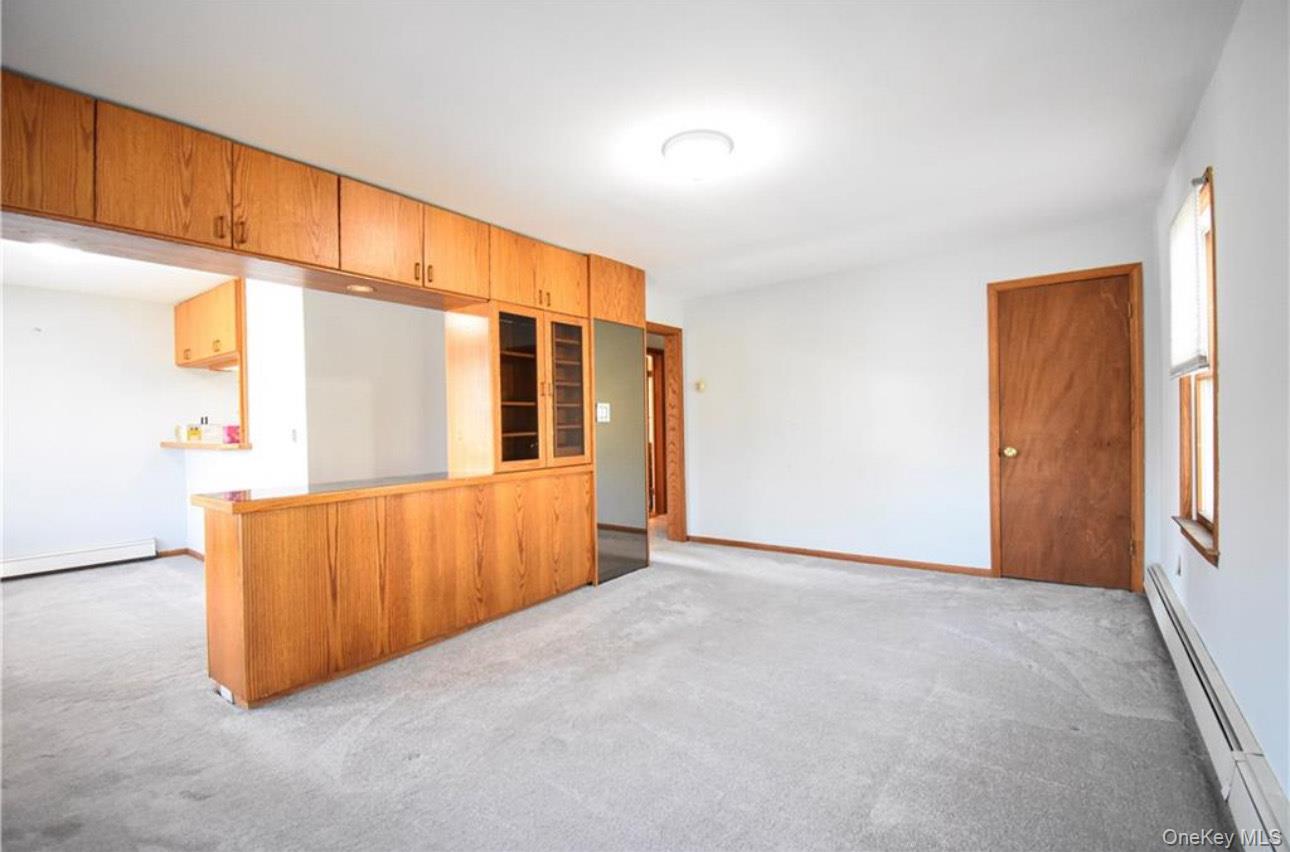 85 Grand Avenue, Pearl River, NY 10965