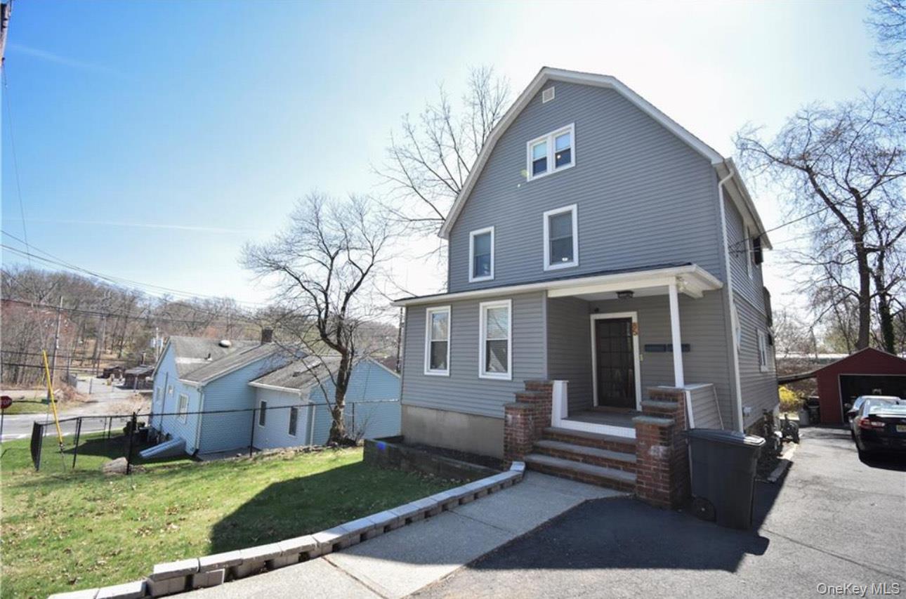 85 Grand Avenue, Pearl River, NY 10965