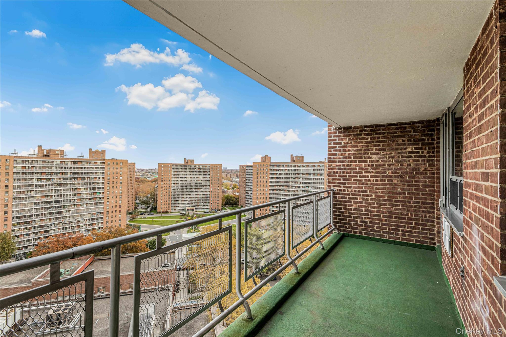 61-25 97th Street # 15F, Rego Park, NY 11374