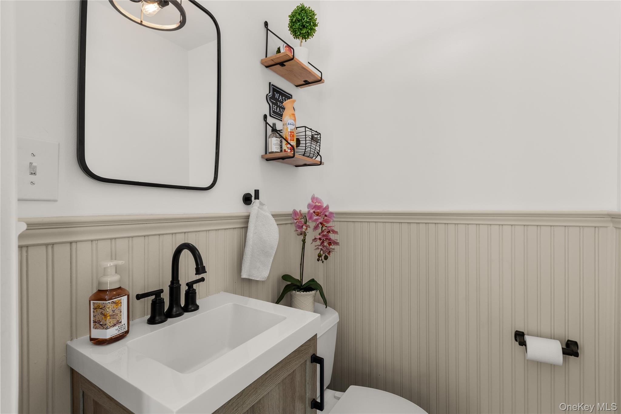 12 Georgia Road, Amityville, NY 11701