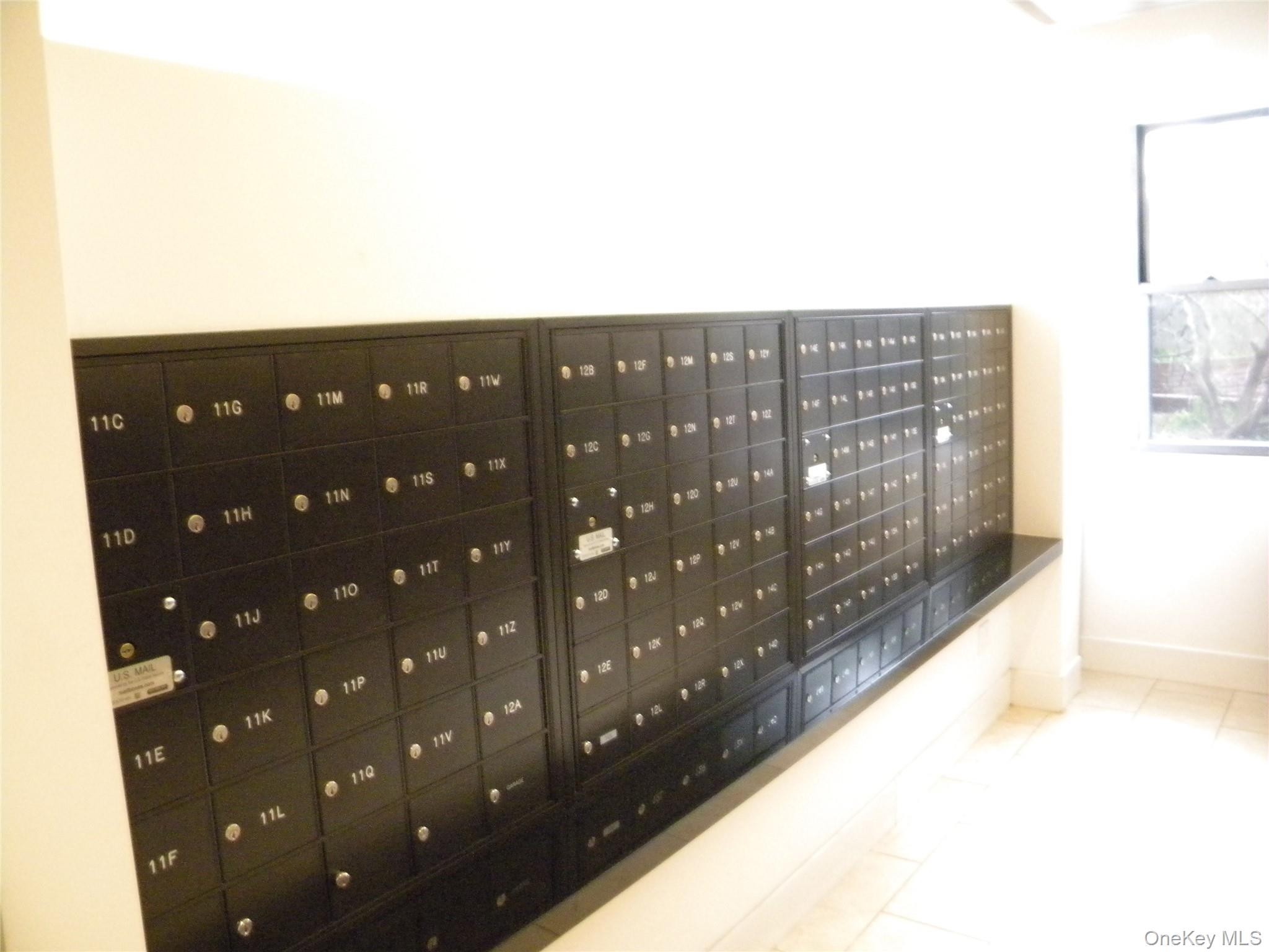 70-25 Yellowstone Boulevard # 17Q, Forest Hills, NY 11375