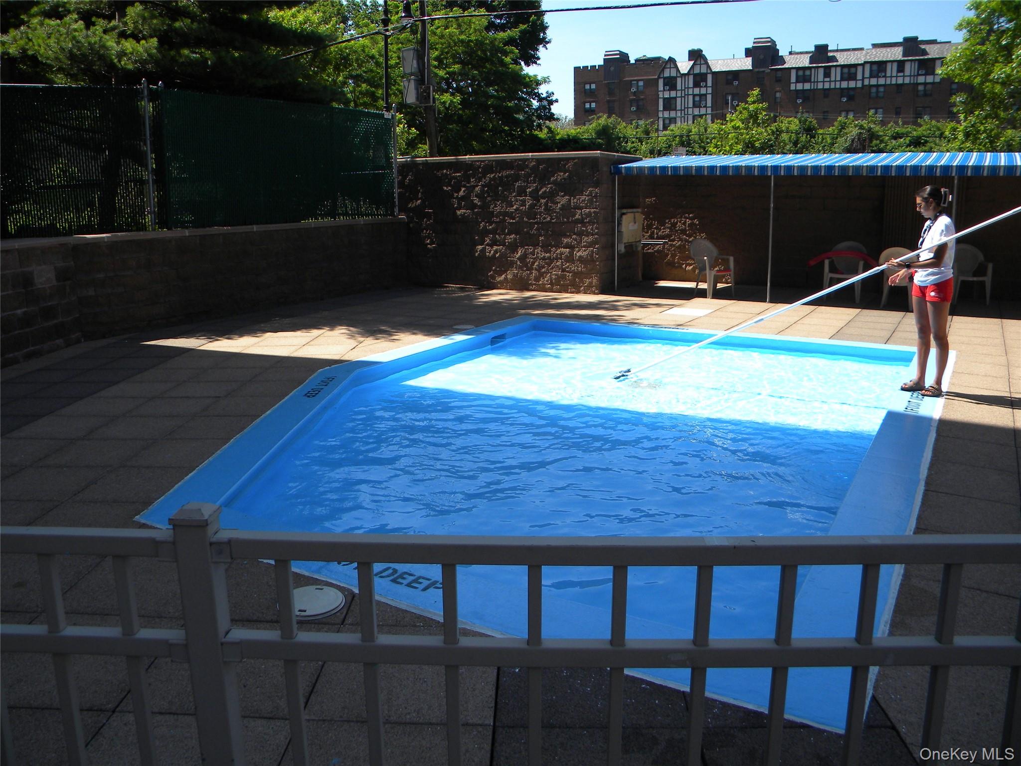 70-25 Yellowstone Boulevard # 17Q, Forest Hills, NY 11375