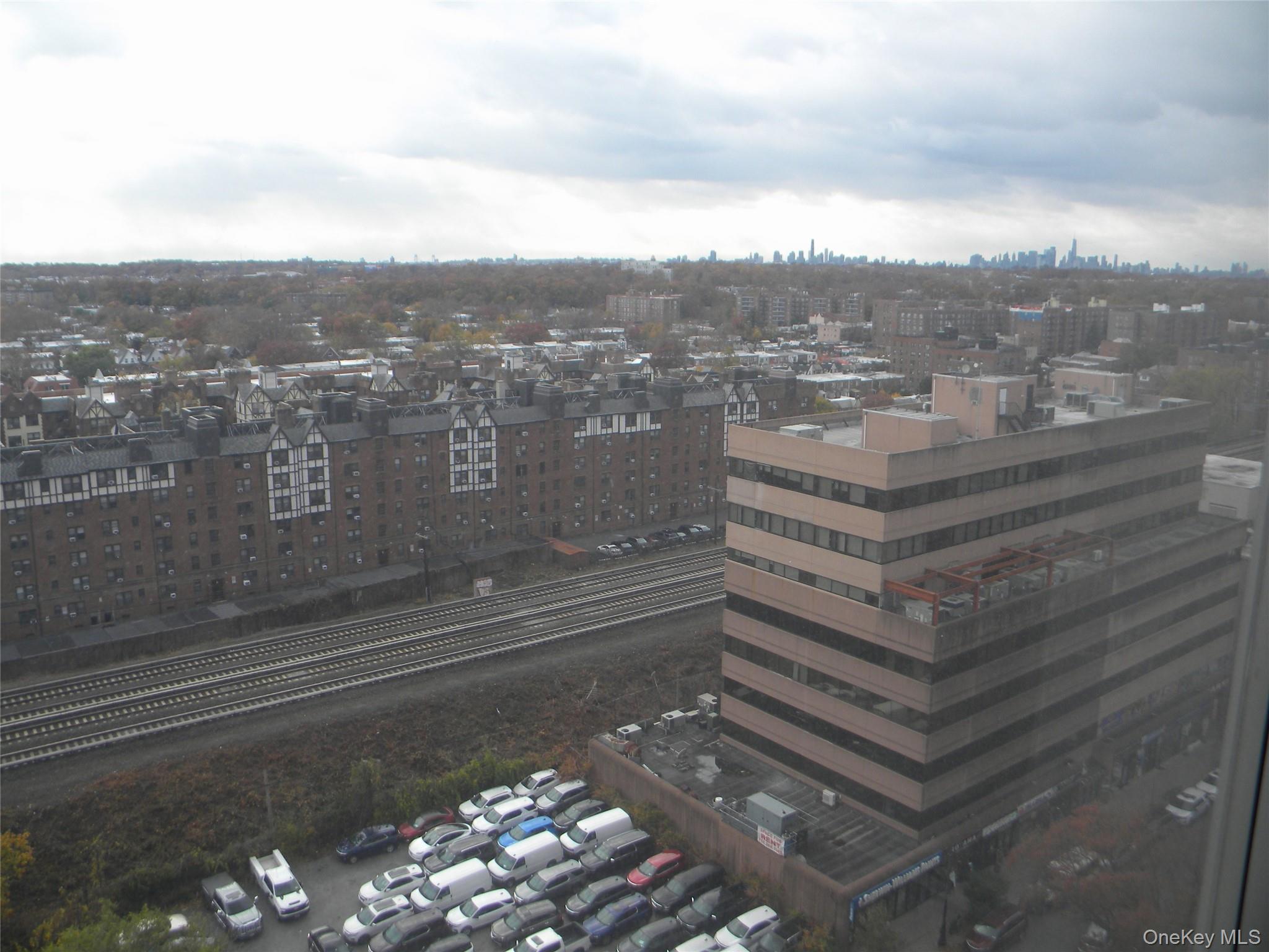 70-25 Yellowstone Boulevard # 17Q, Forest Hills, NY 11375