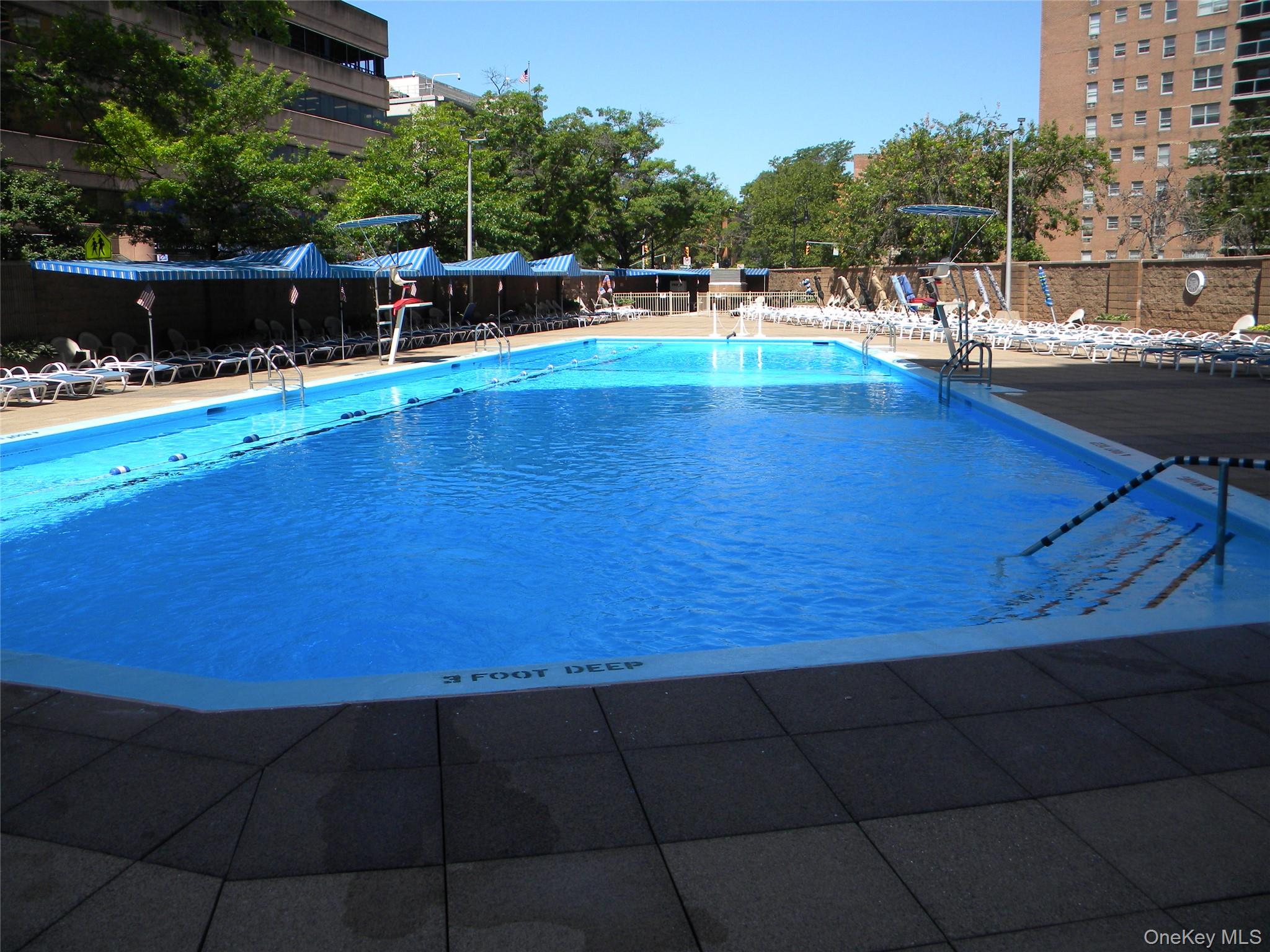 70-25 Yellowstone Boulevard # 17Q, Forest Hills, NY 11375