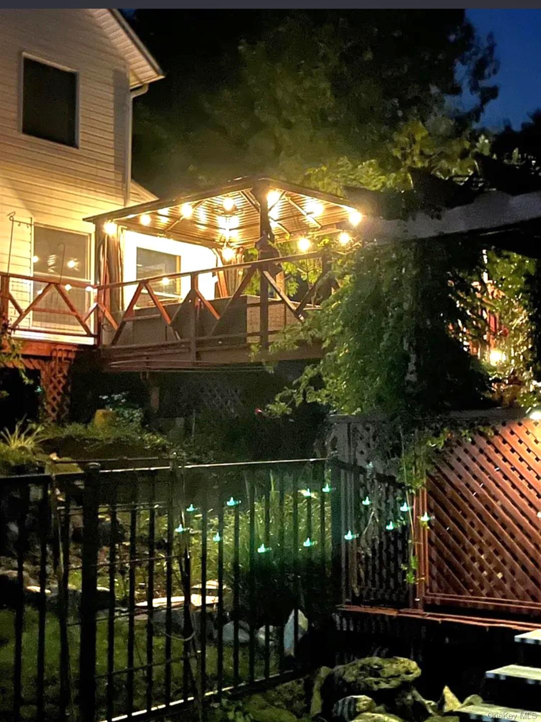 252 Round Hill Road, Florida, NY 10921