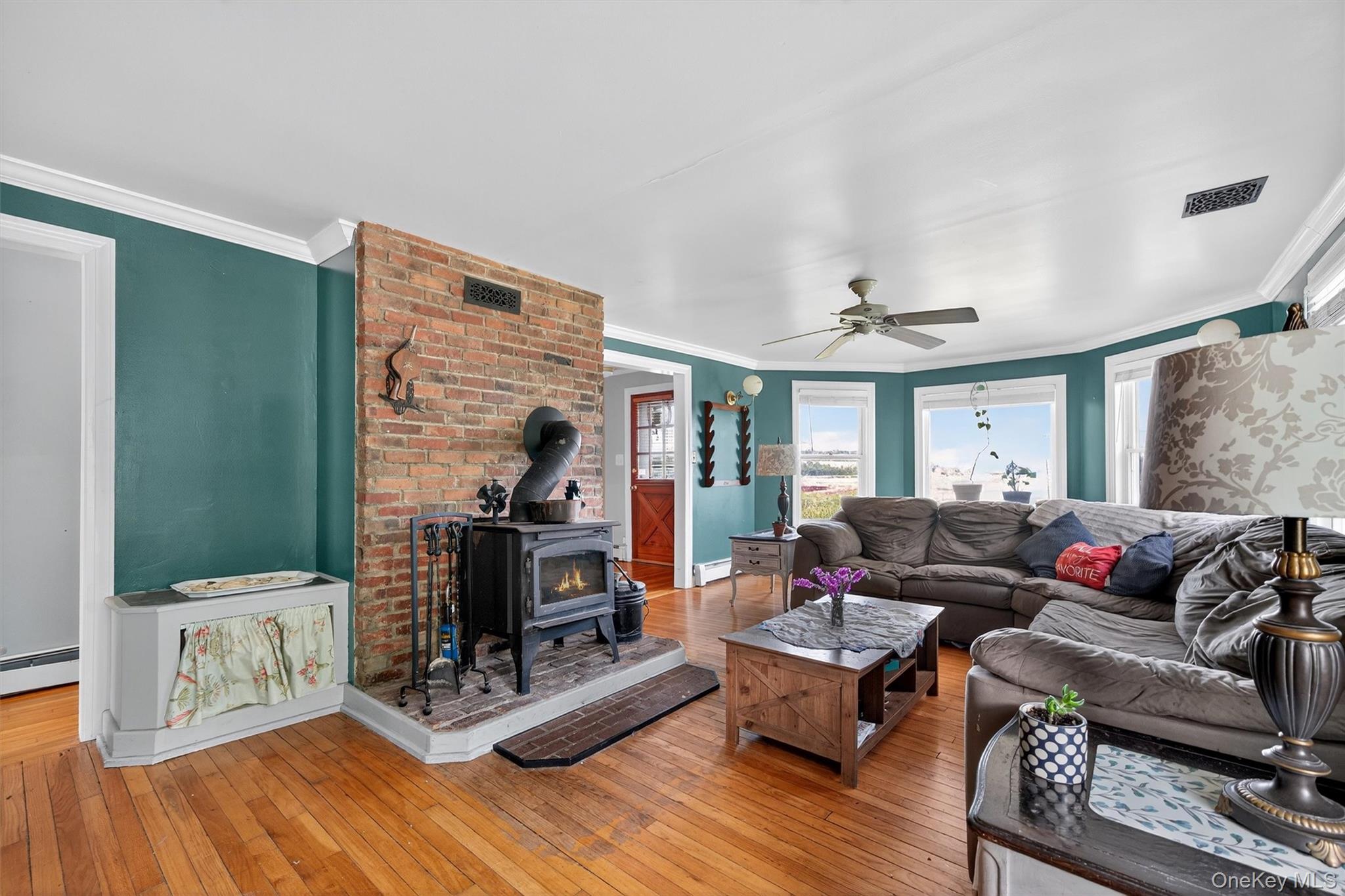 252 Round Hill Road, Florida, NY 10921