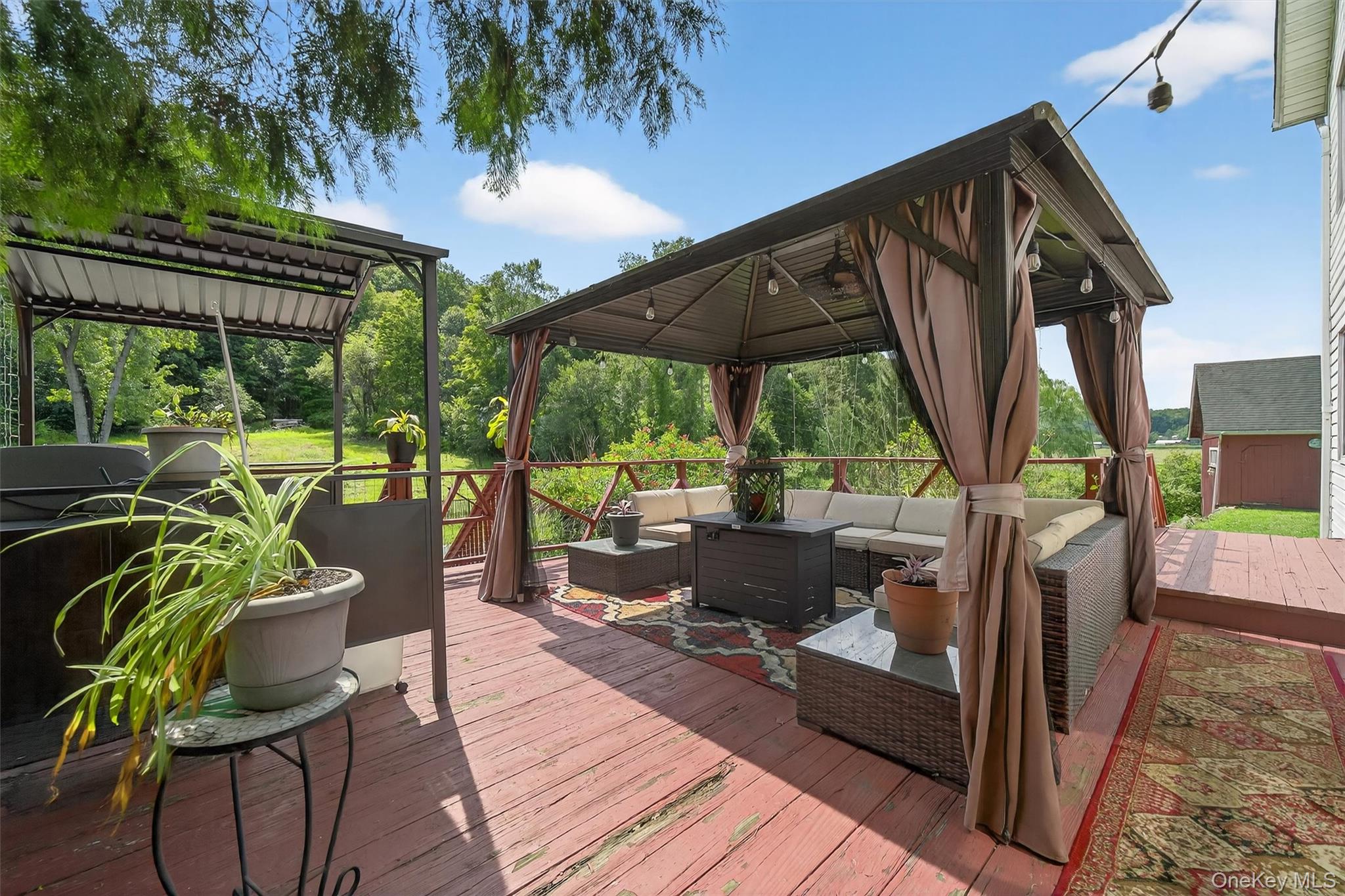 252 Round Hill Road, Florida, NY 10921