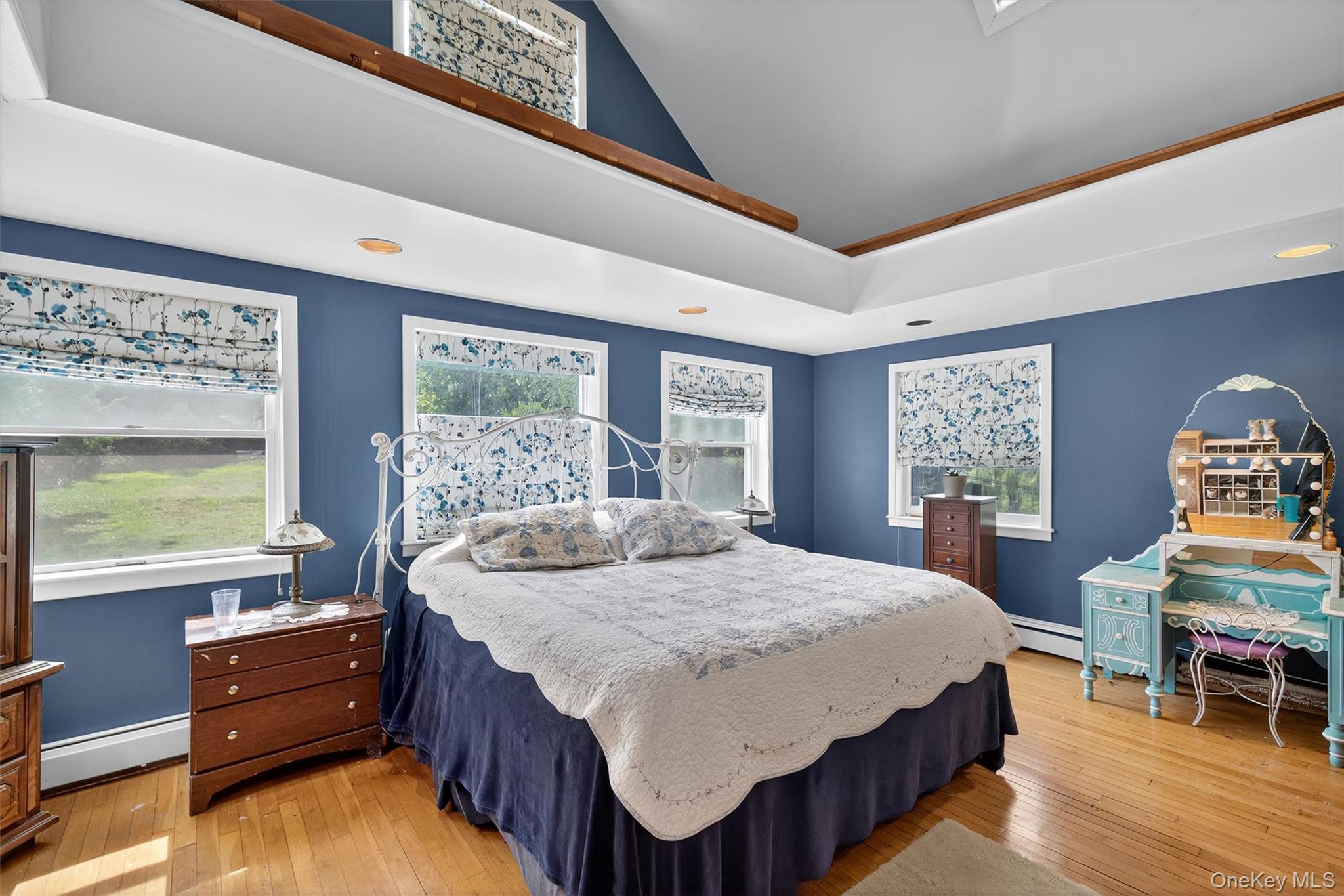 252 Round Hill Road, Florida, NY 10921