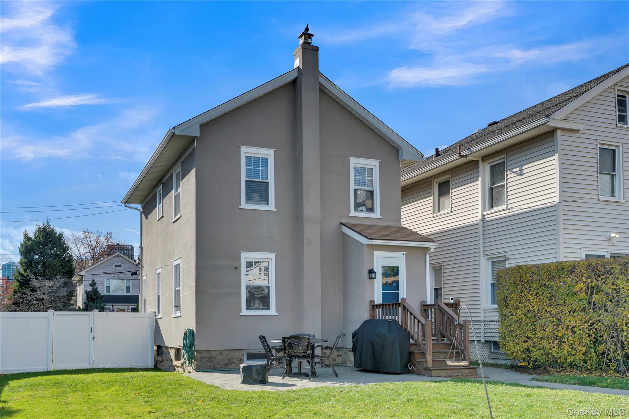 33 Pratt Street, New Rochelle, NY 10801