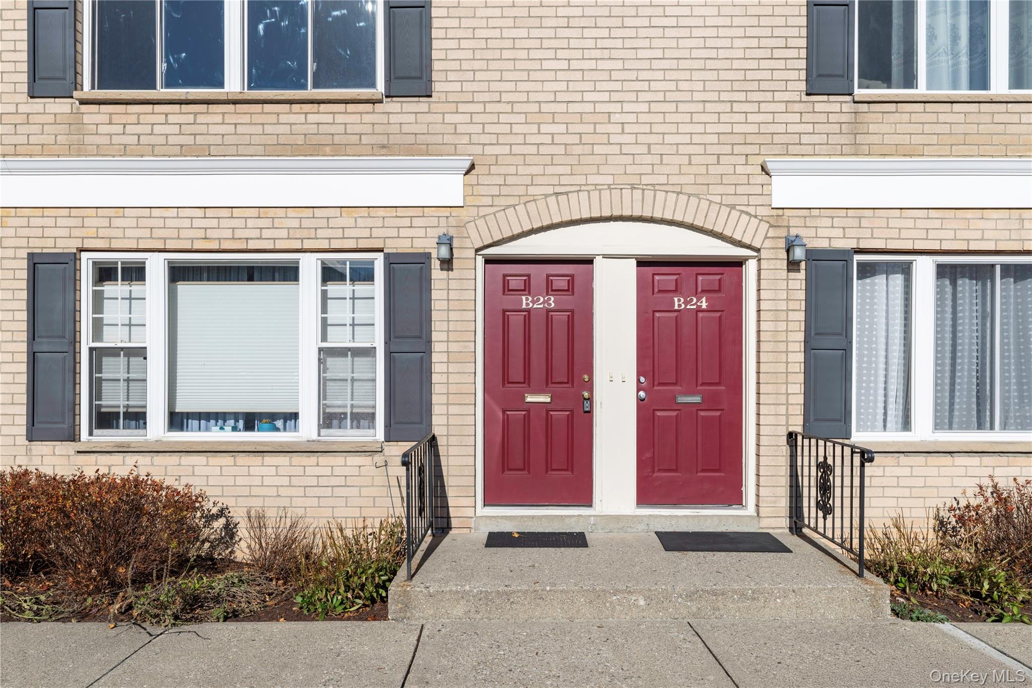 250 Beechwood Avenue # 23B, Poughkeepsie, NY 12601