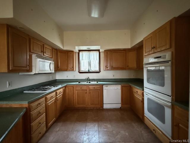 532 Roosa Gap Road, Bloomingburg, NY 12721