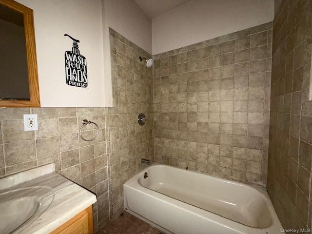 532 Roosa Gap Road, Bloomingburg, NY 12721