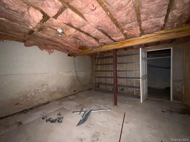 532 Roosa Gap Road, Bloomingburg, NY 12721