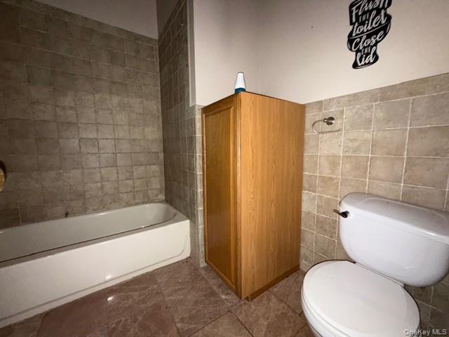 532 Roosa Gap Road, Bloomingburg, NY 12721