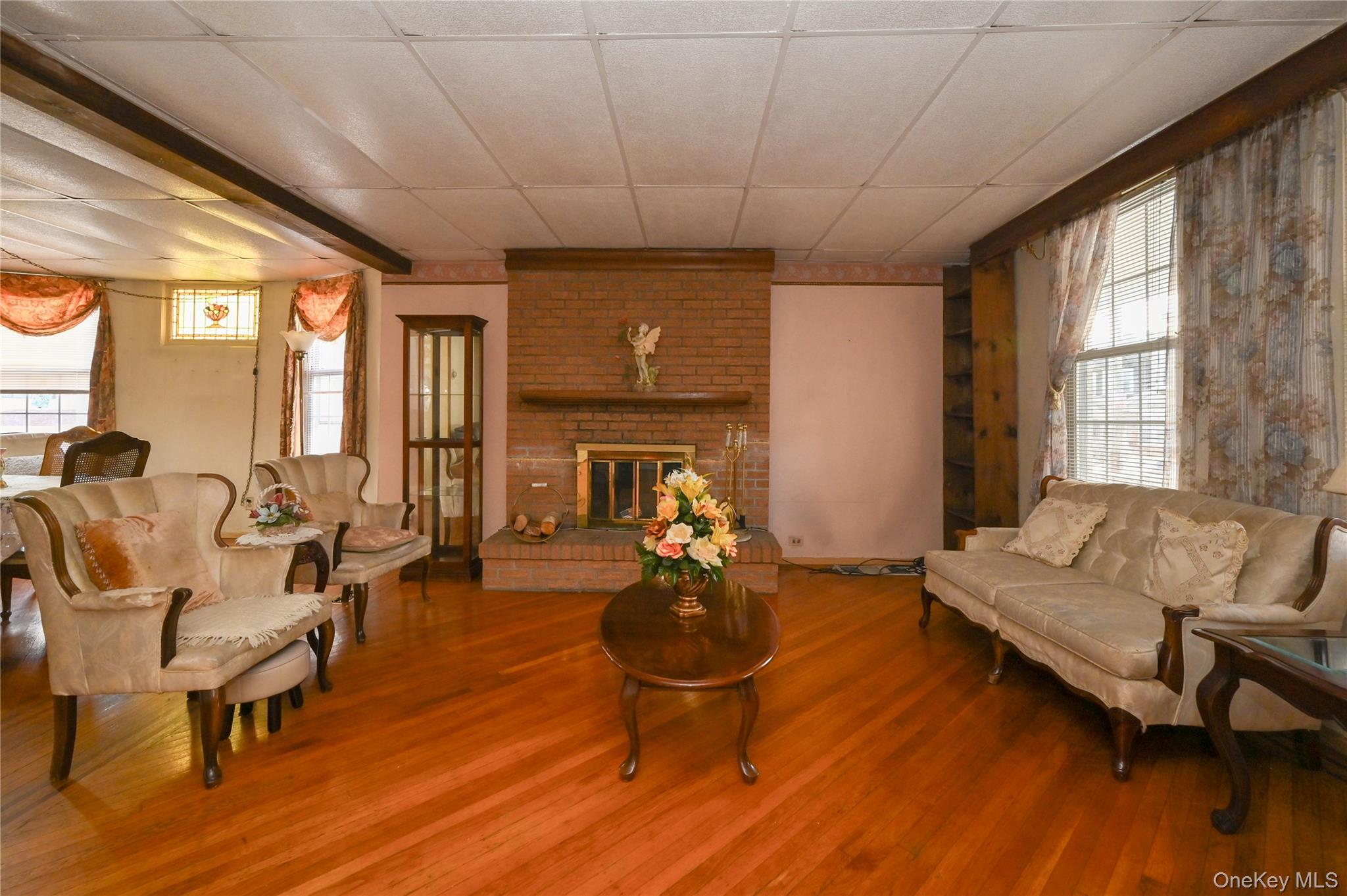 84-23 90 Street, Woodhaven, NY 11421