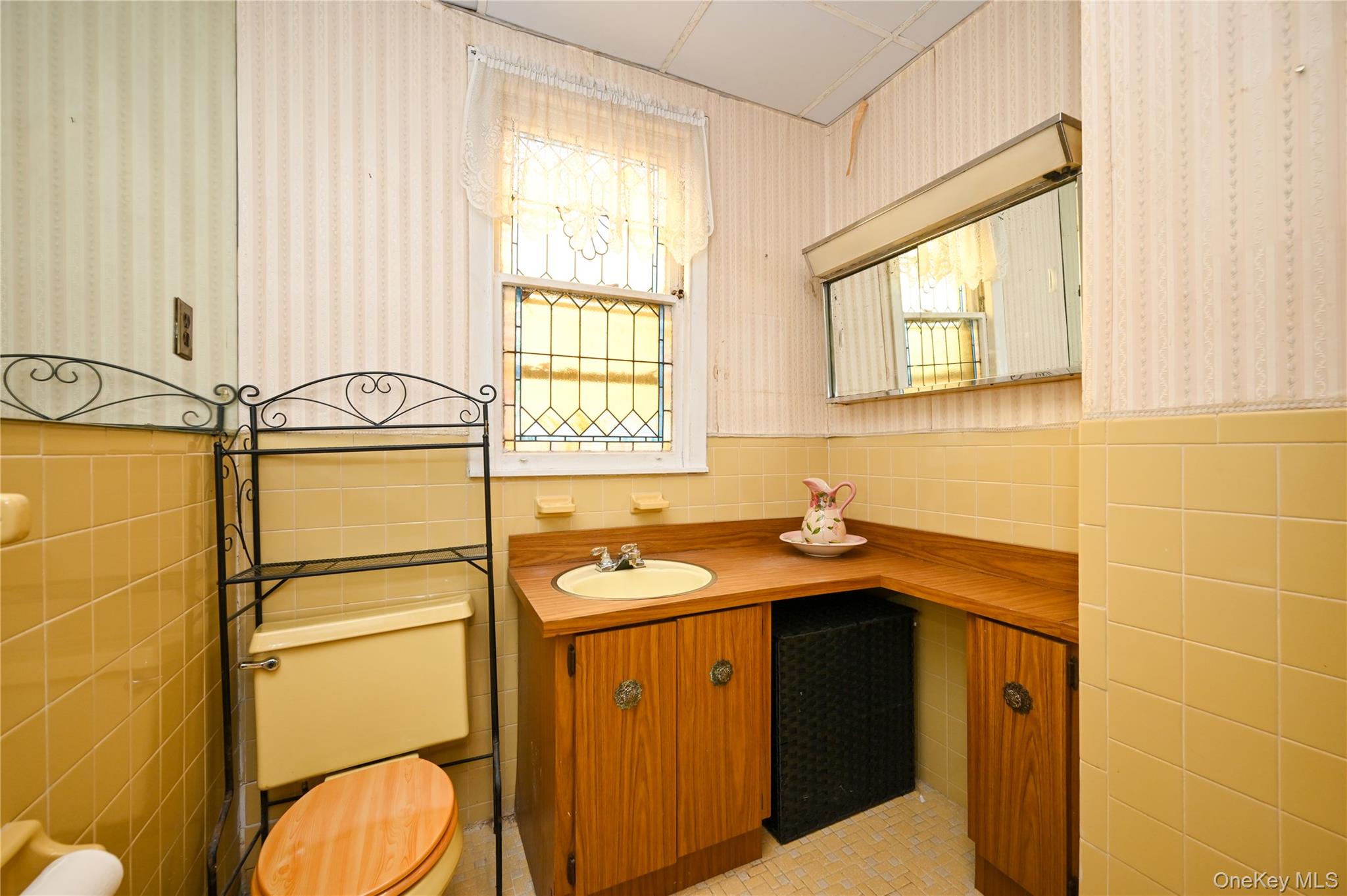 84-23 90 Street, Woodhaven, NY 11421