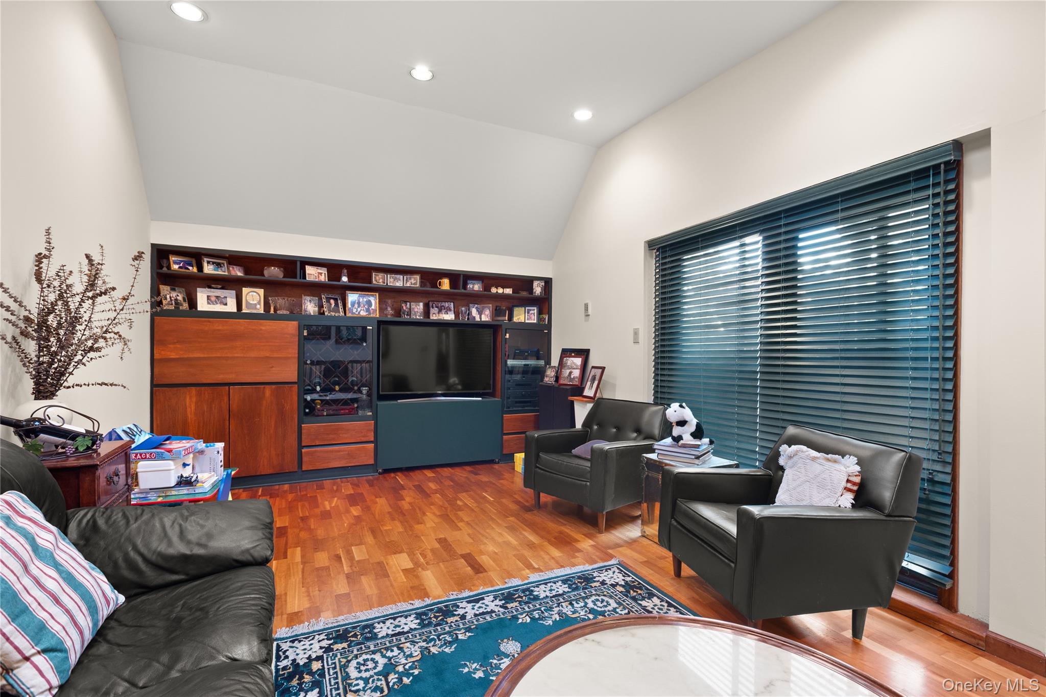 183 Captains Way, Bay Shore, NY 11706