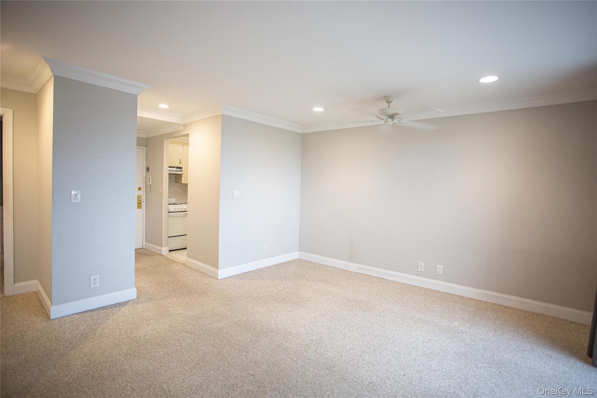 2 Richmond Road # 4k, Lido Beach, NY 11561