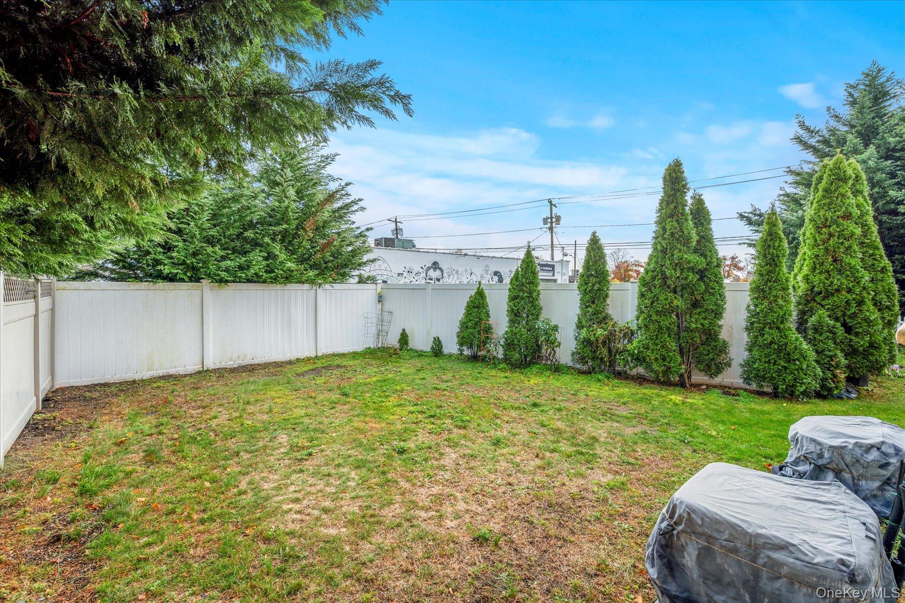 2261 Willow Street, Wantagh, NY 11793