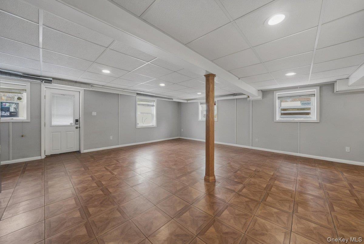 11 Woodbine Street, Yonkers, NY 10704