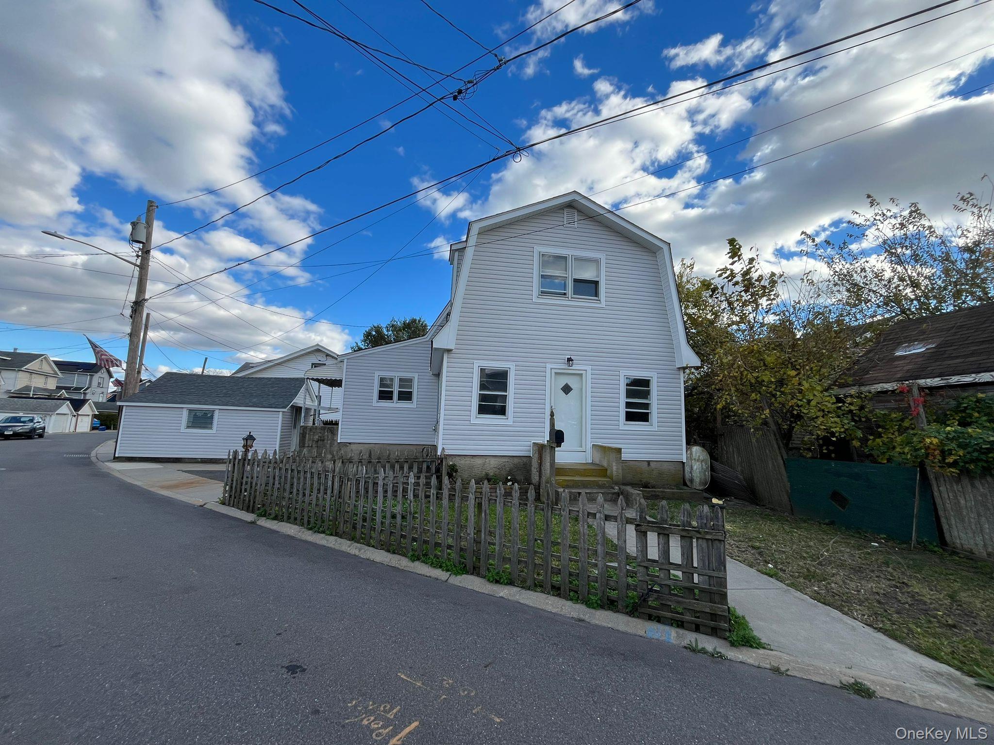 64 West Avenue, Lawrence, NY 11559