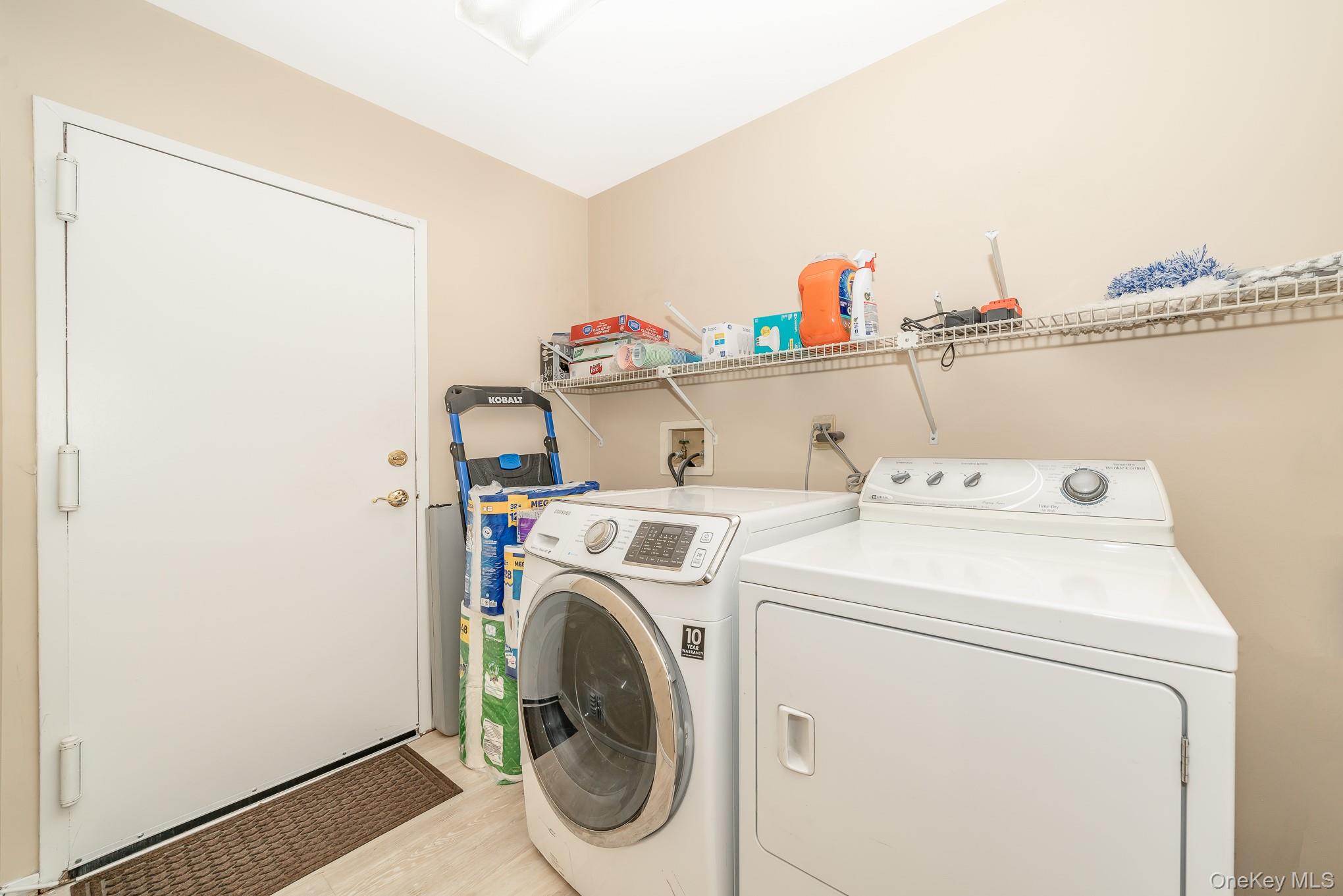 19 Saddlebrook Court, Middle Island, NY 11953