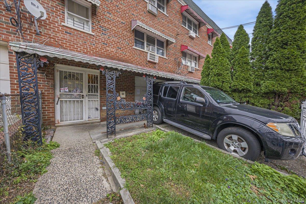 3532 Ely Avenue, Bronx, NY 10466