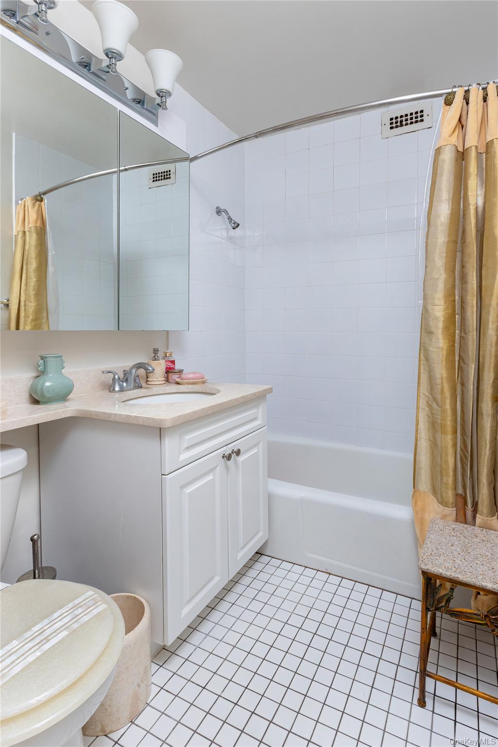 2500 Johnson Avenue # 20C, Bronx, NY 10463