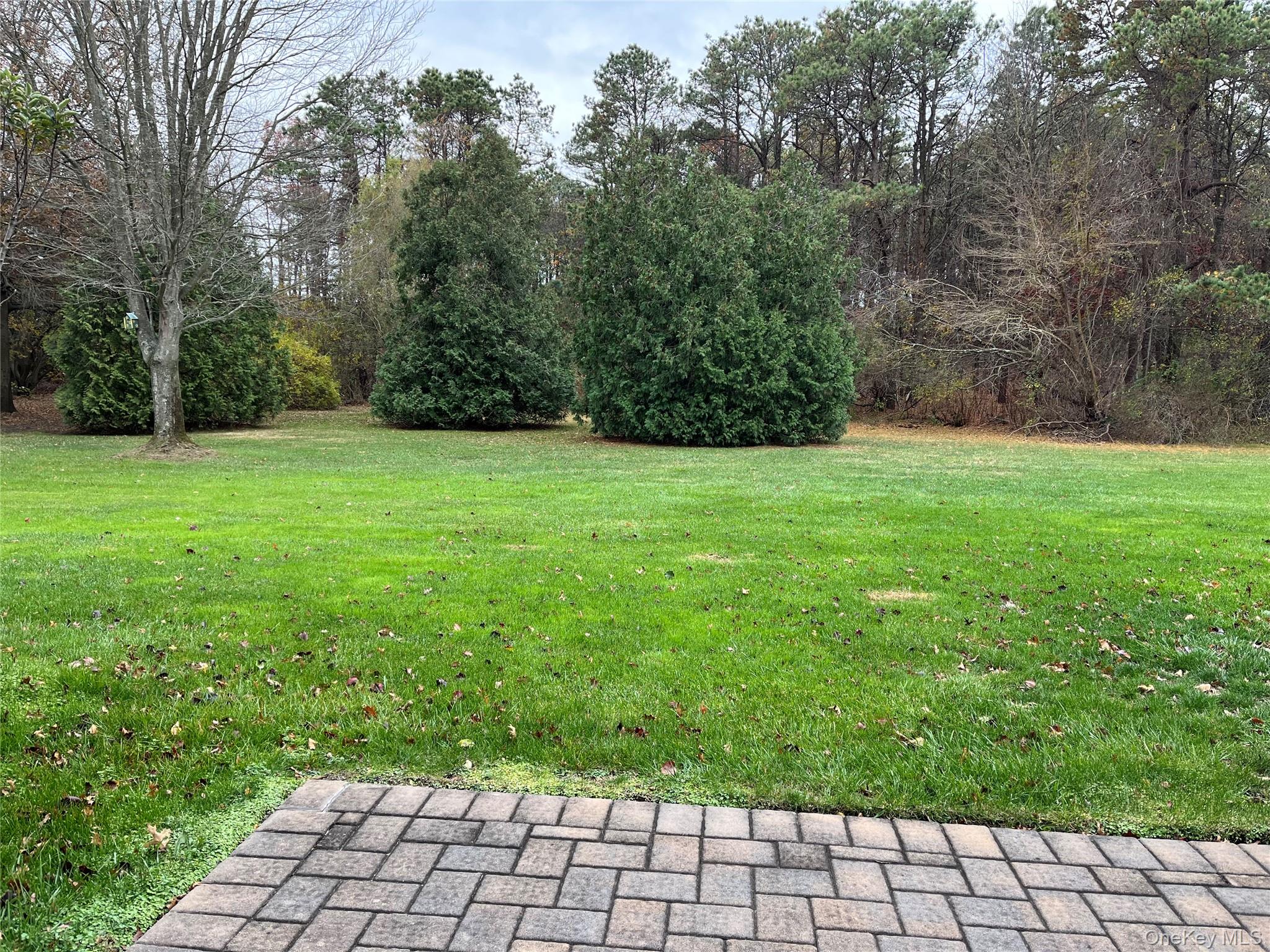 46 Blue Point Road E, Holtsville, NY 11742