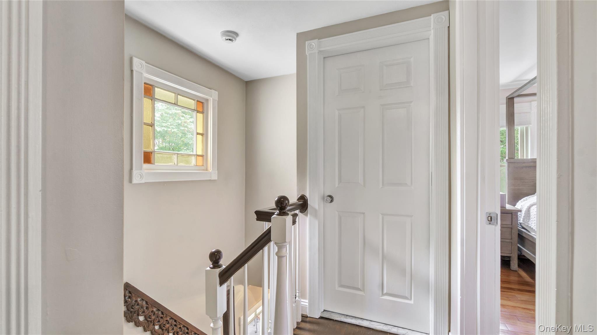 16 Clement Street, Glen Cove, NY 11542