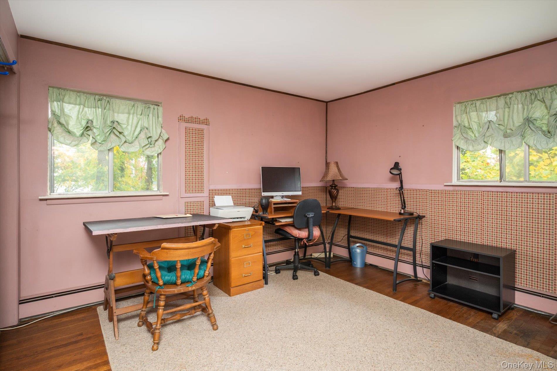 256 Schenck Avenue, Great Neck, NY 11021