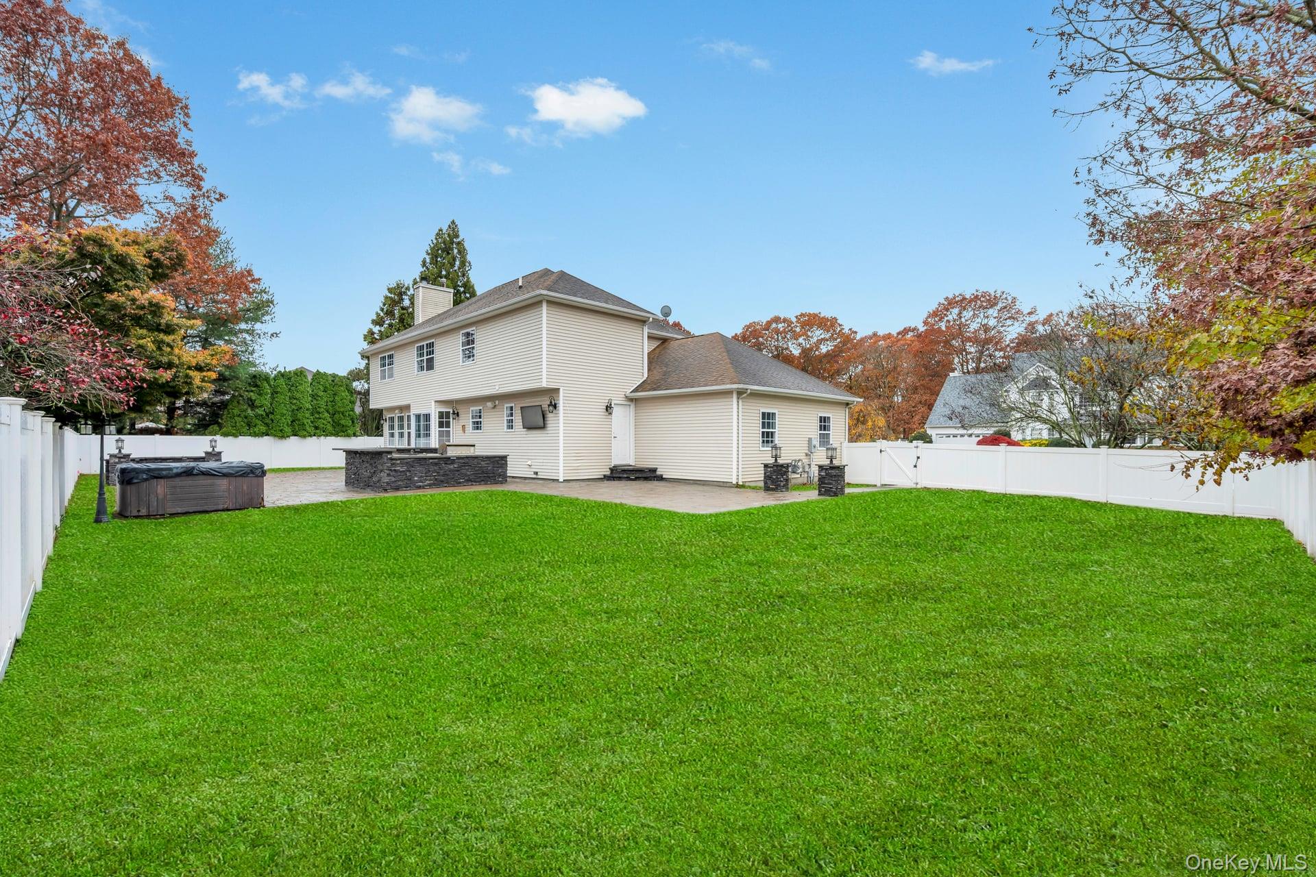 14 Adamson Street, Selden, NY 11784